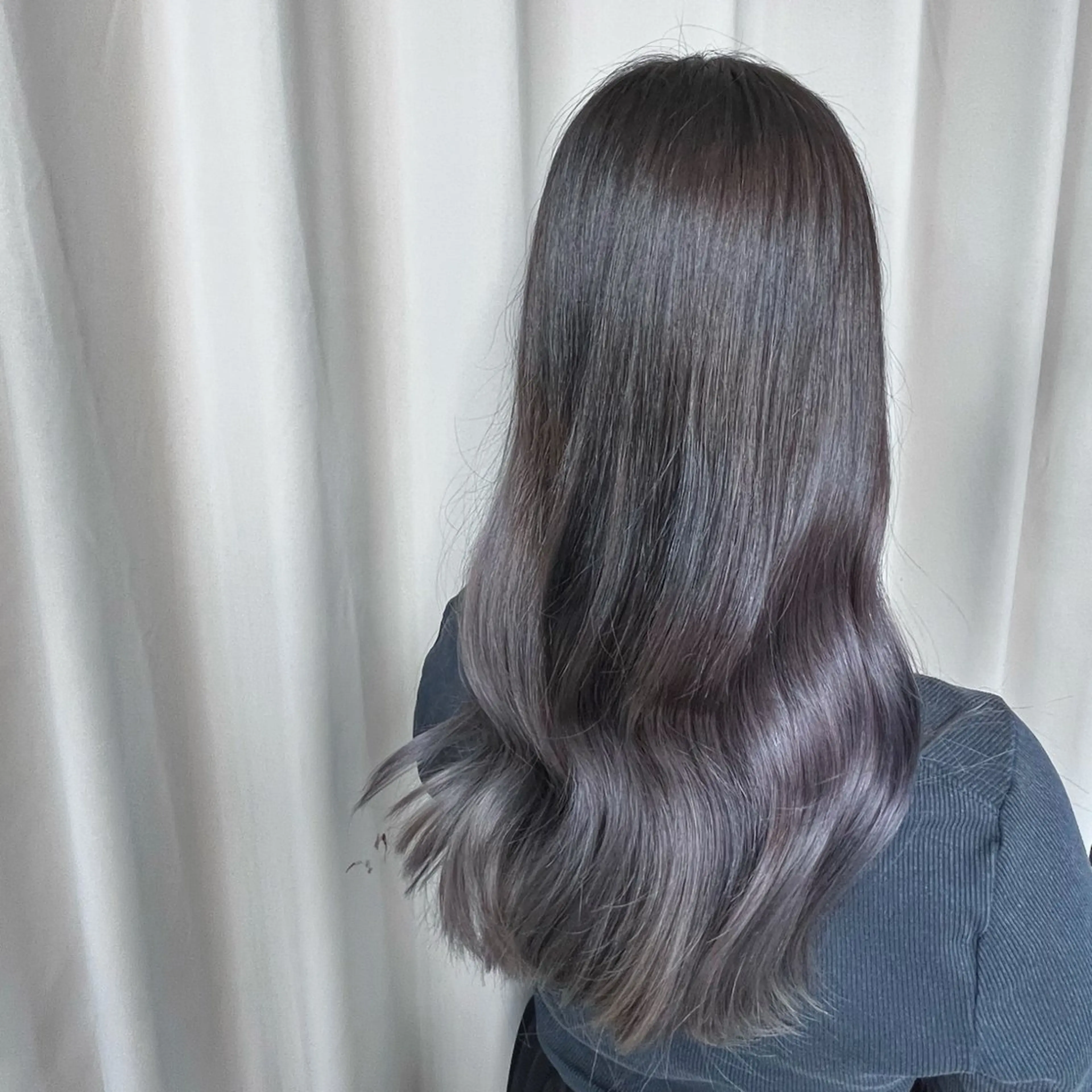 ロング パープルカラー レイヤーカット かなざわ みかのヘアスタイル