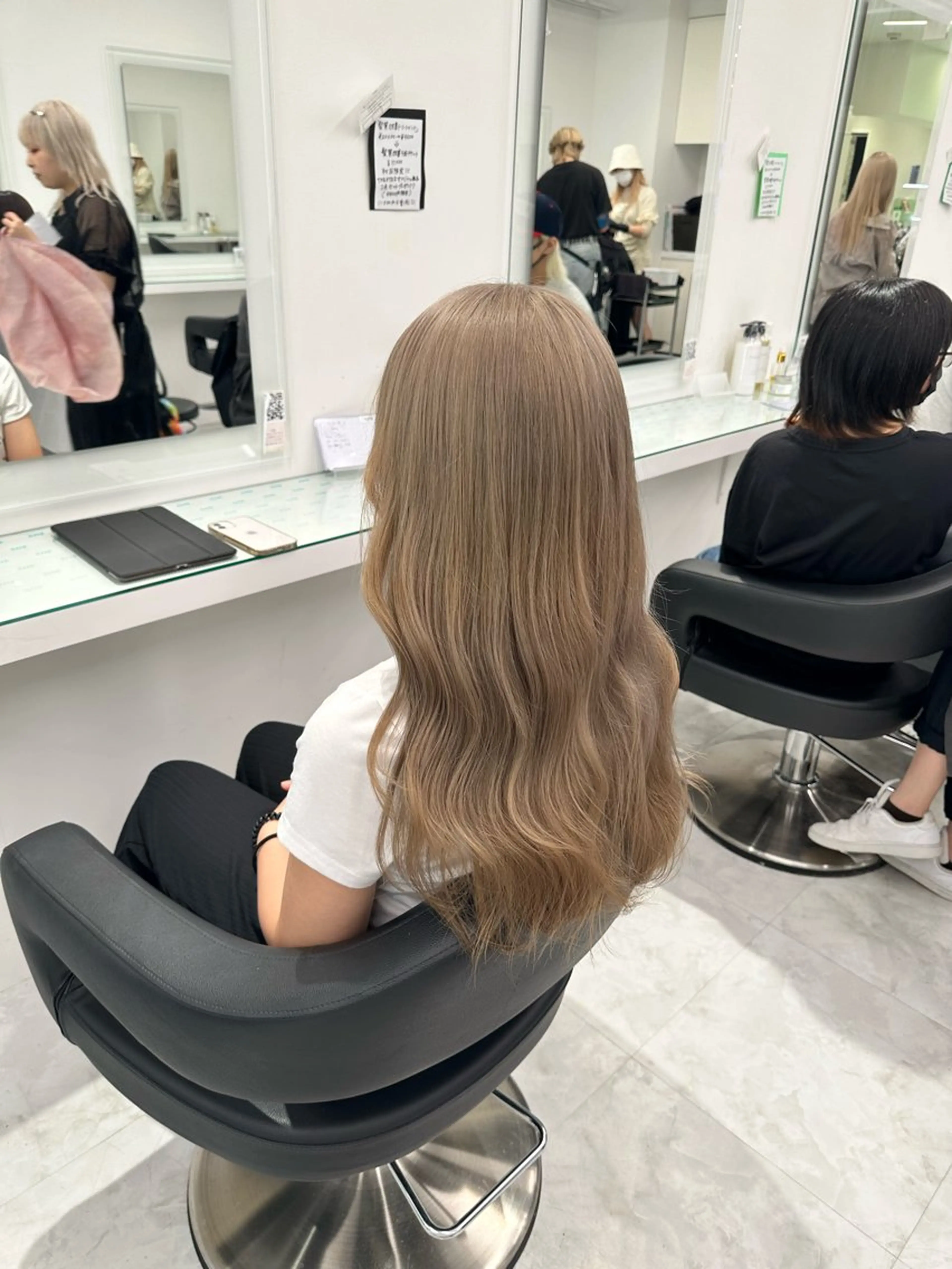 カラー マンツーマン/原宿/ 透明感カラー⭐️のヘアスタイル