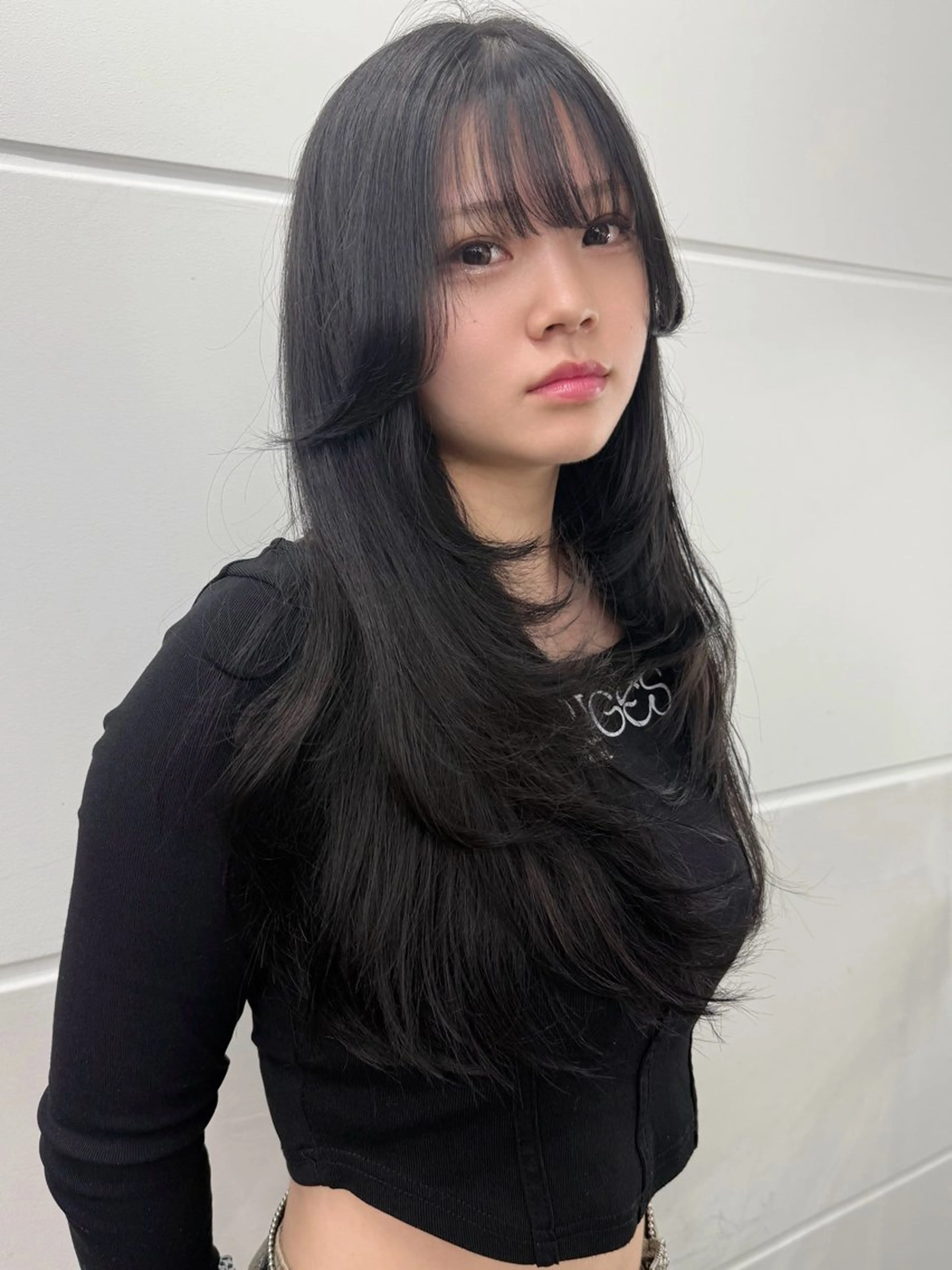 ロング カラー ブラウンカラー ダークブラウン ハイレイヤー レイヤーカット ロング カット ヘアカラー トリートメント ヘアセット ブルーブラック レイヤー/TERUのヘアスタイル