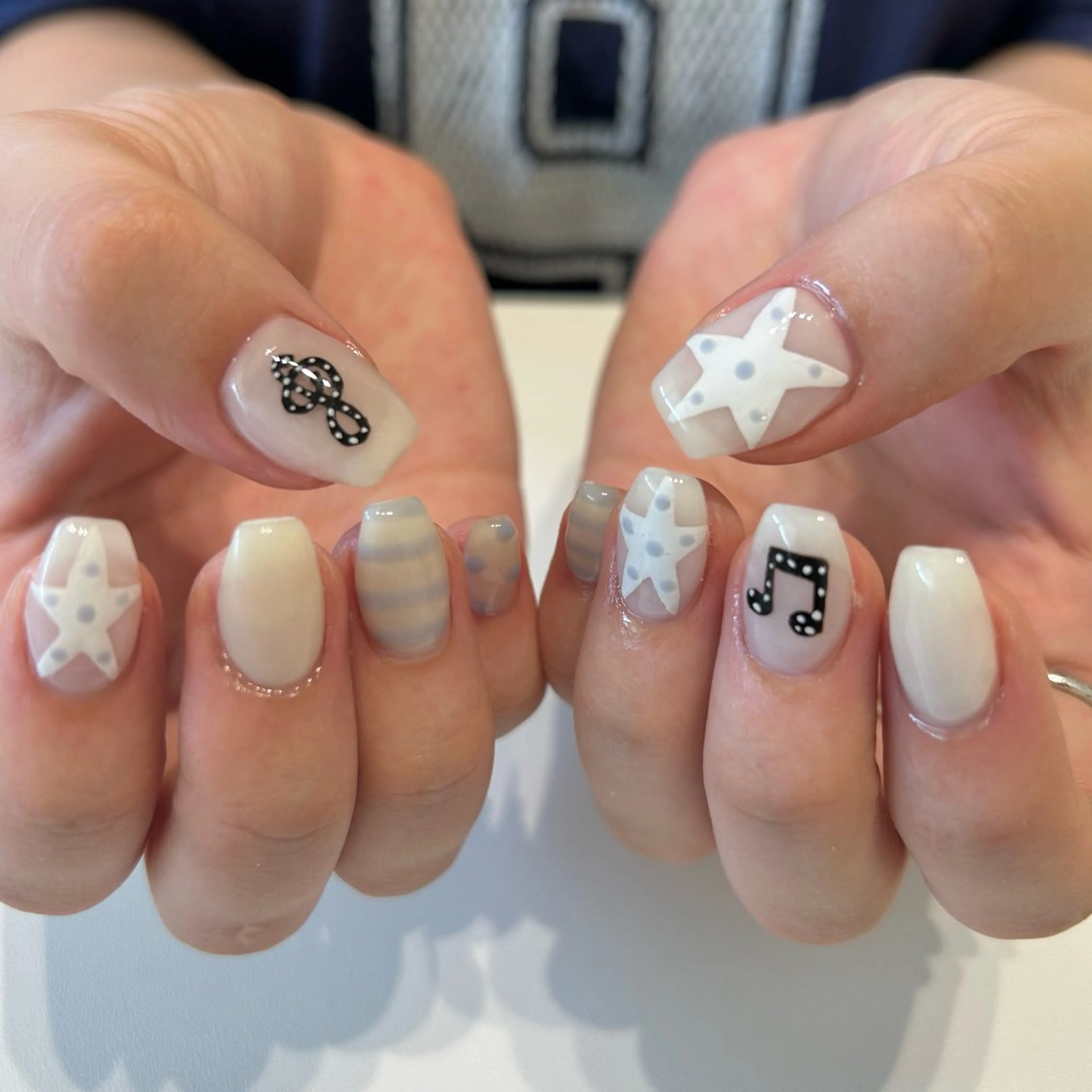 ネイル ハンドネイル tenoteno nailのネイルデザイン