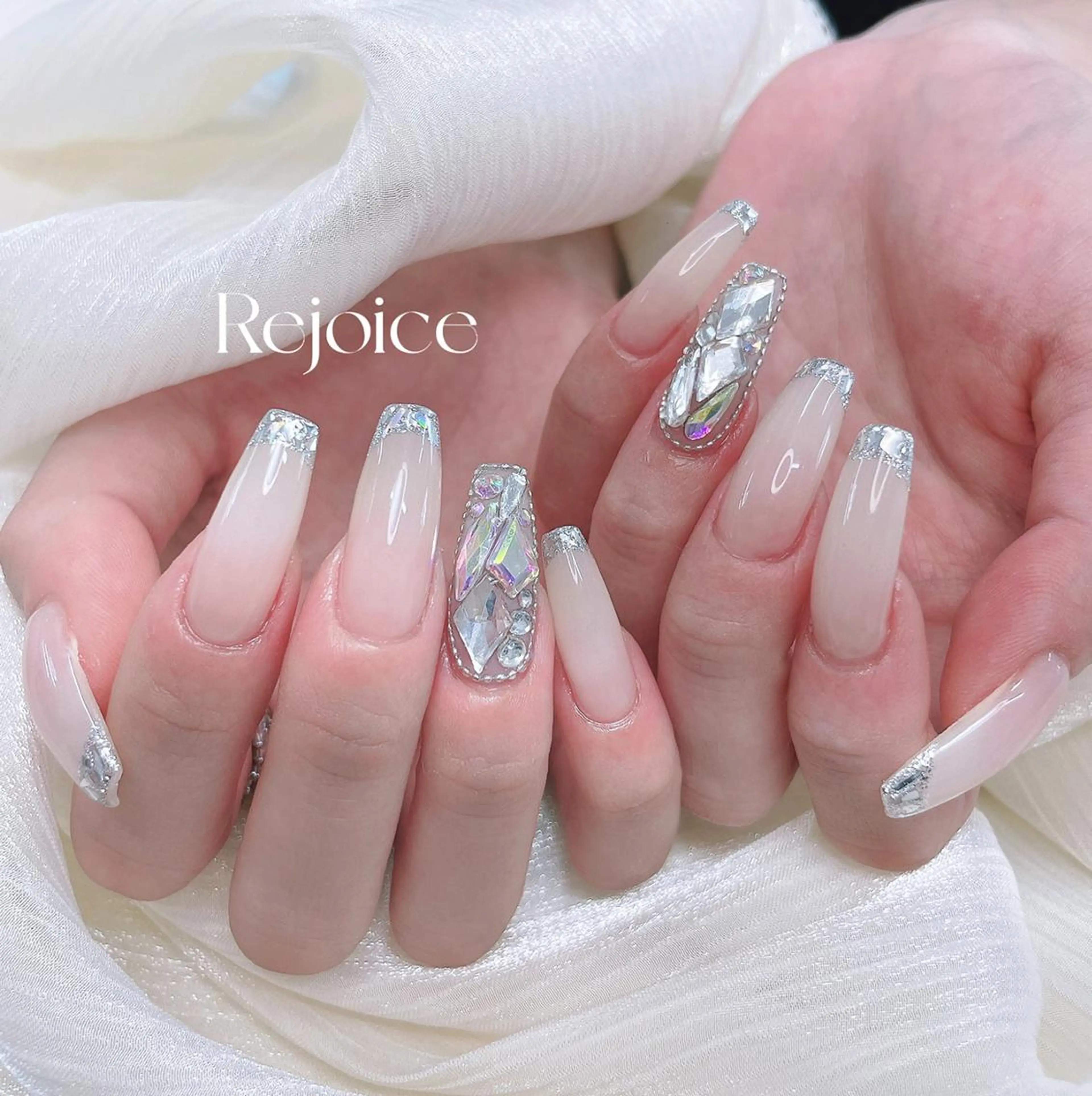 ネイル ルイス " Nail 渋谷のネイルデザイン