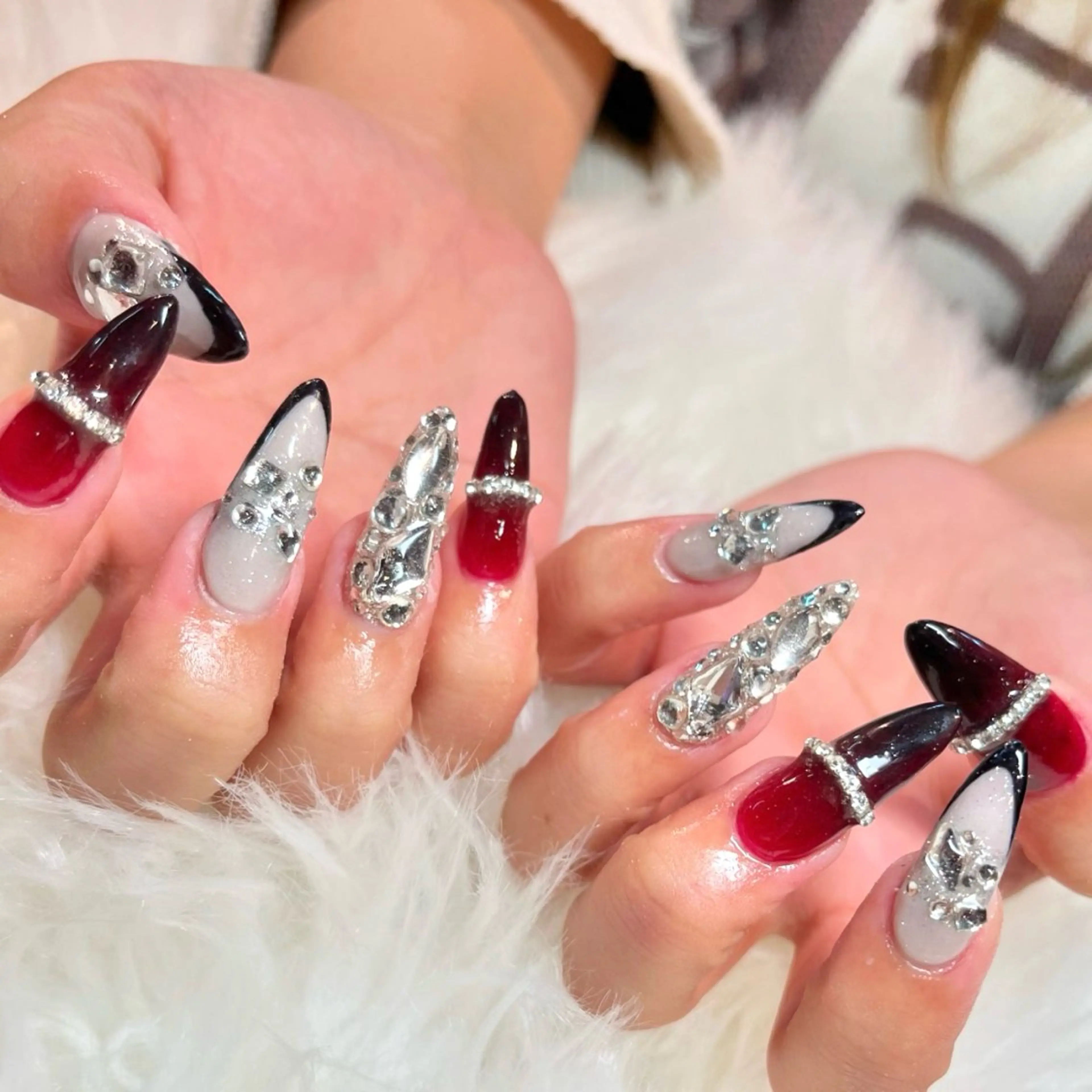 ネイル フレンチネイル グラデーション ハンドネイル Versailles 🌹nazuha錦のネイルデザイン