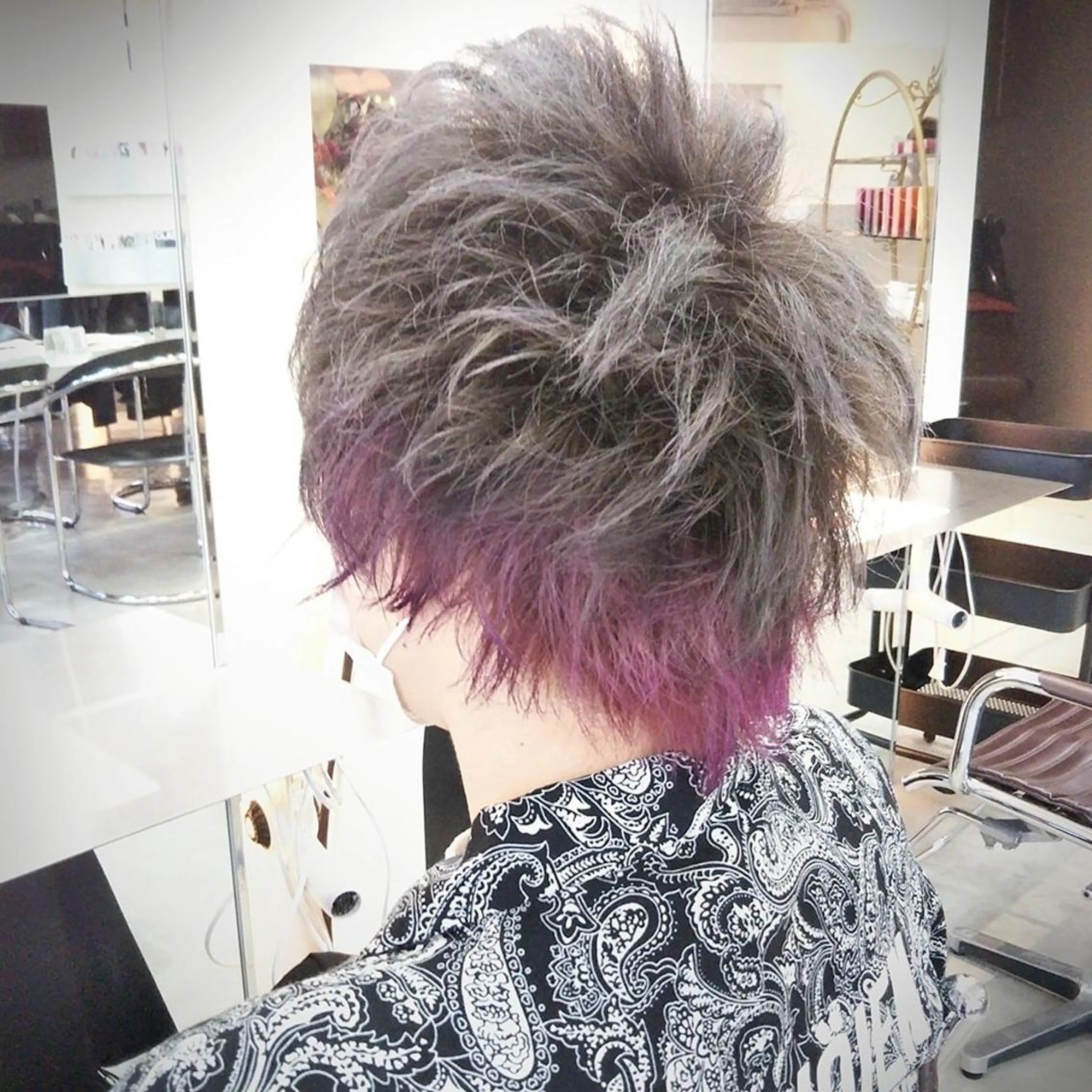 ミディアム メンズ カラー デザインカラー 艶髪サラサラカラー 🌈前原健吾のヘアスタイル