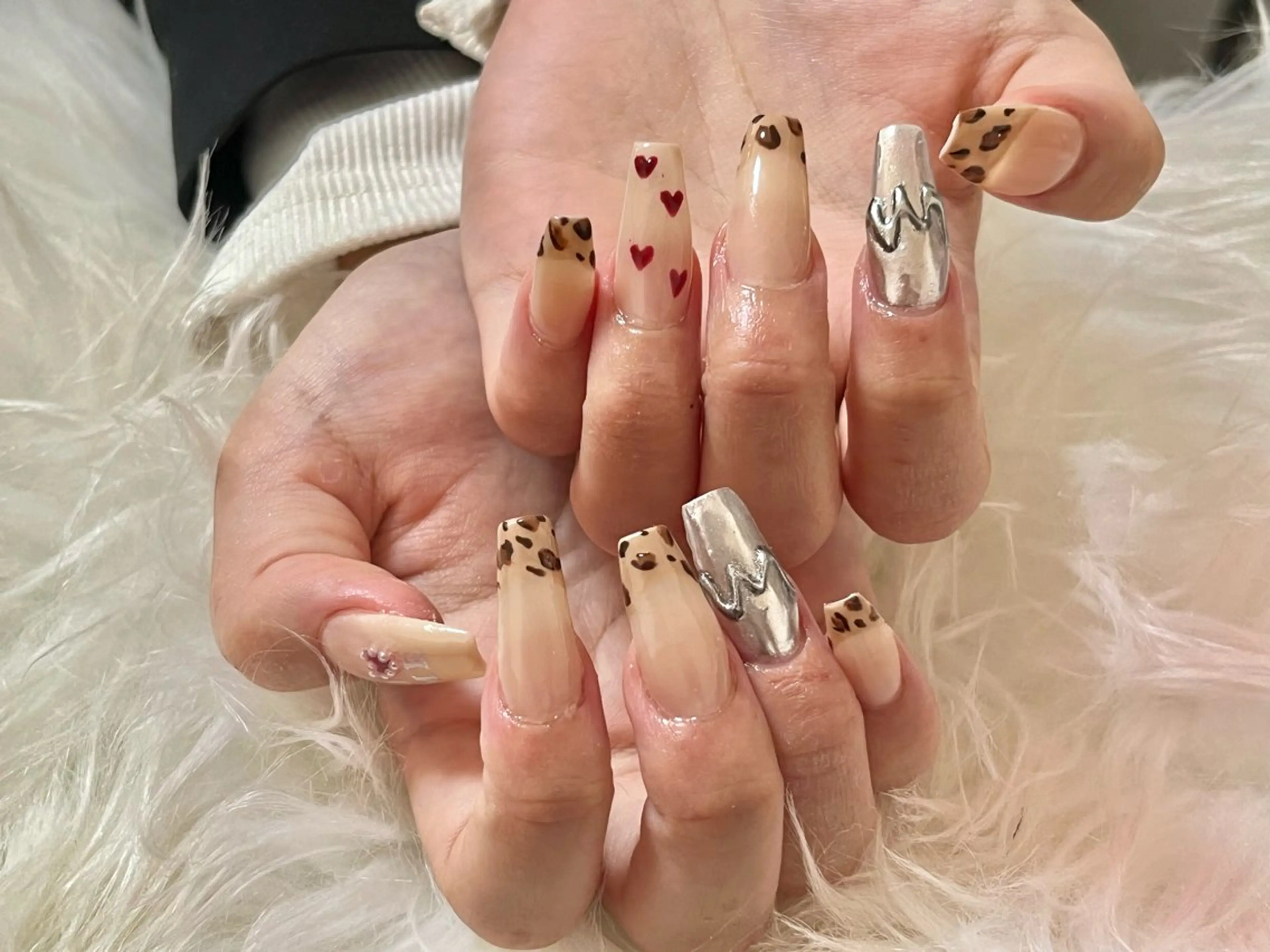 ネイル hohomi .のネイルデザイン