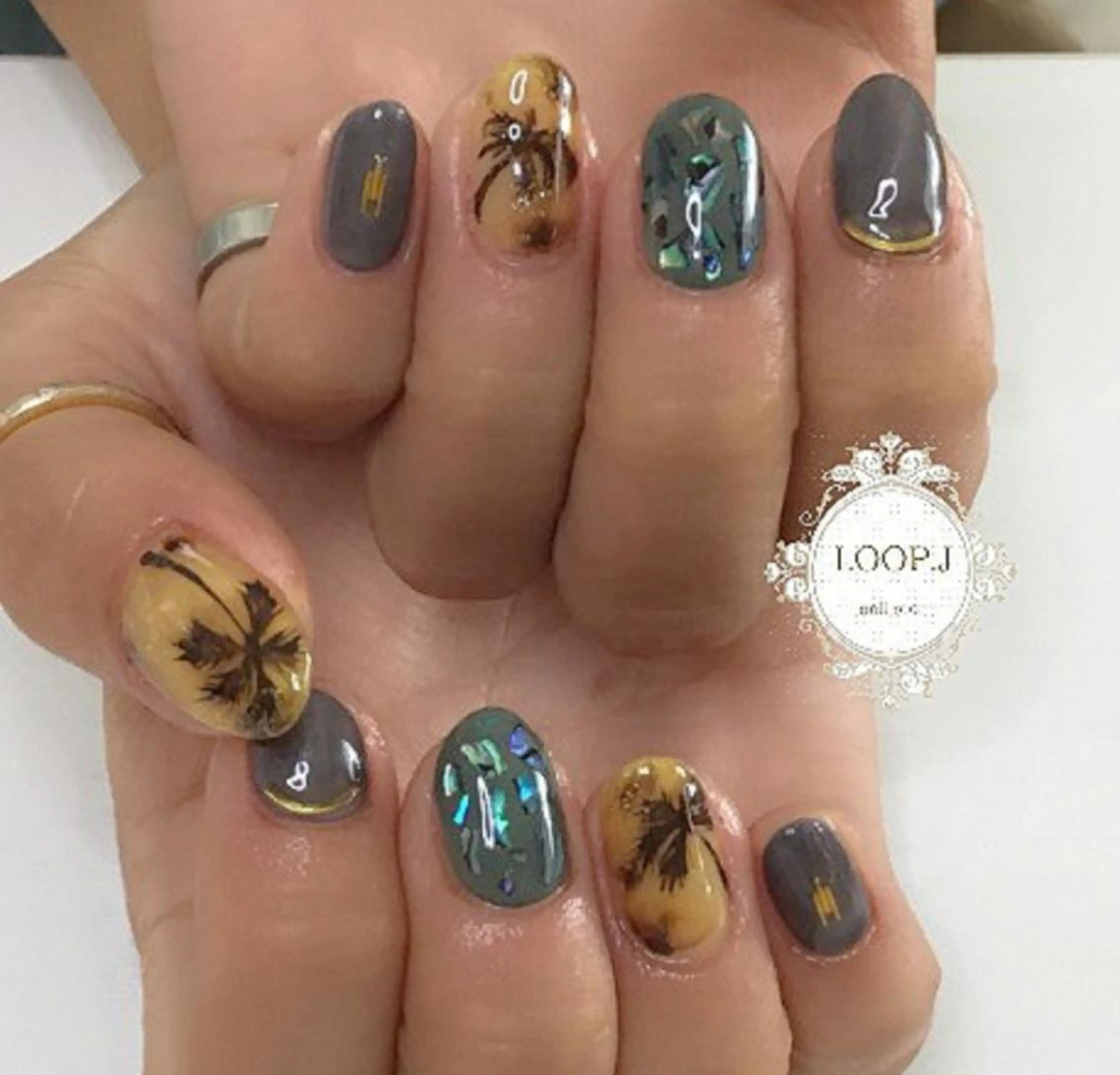 ネイル おおくぼ めぐみのネイルデザイン