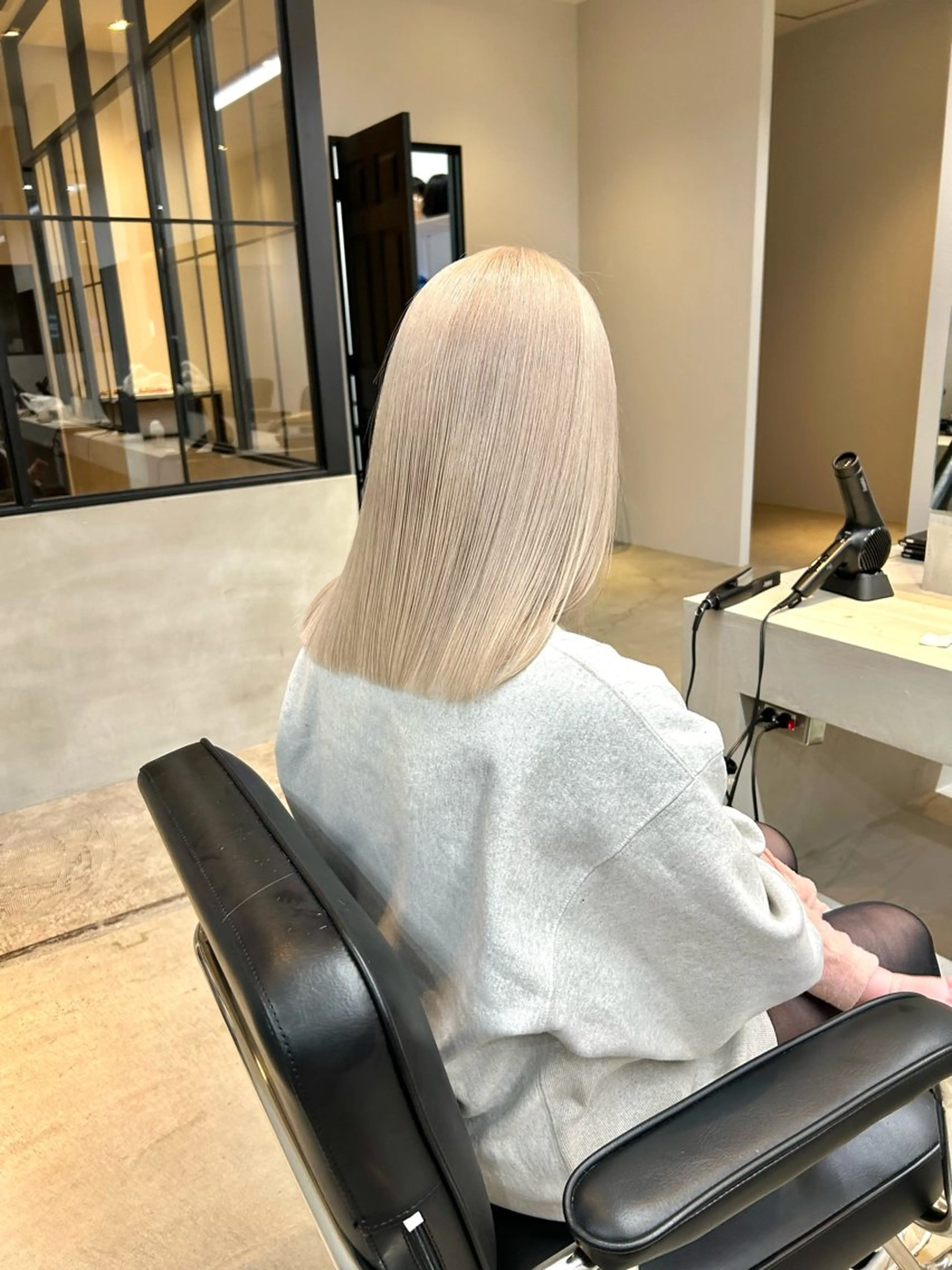 ミディアム カラー ヘアカラー トリートメント mood tatemachiのヘアスタイル