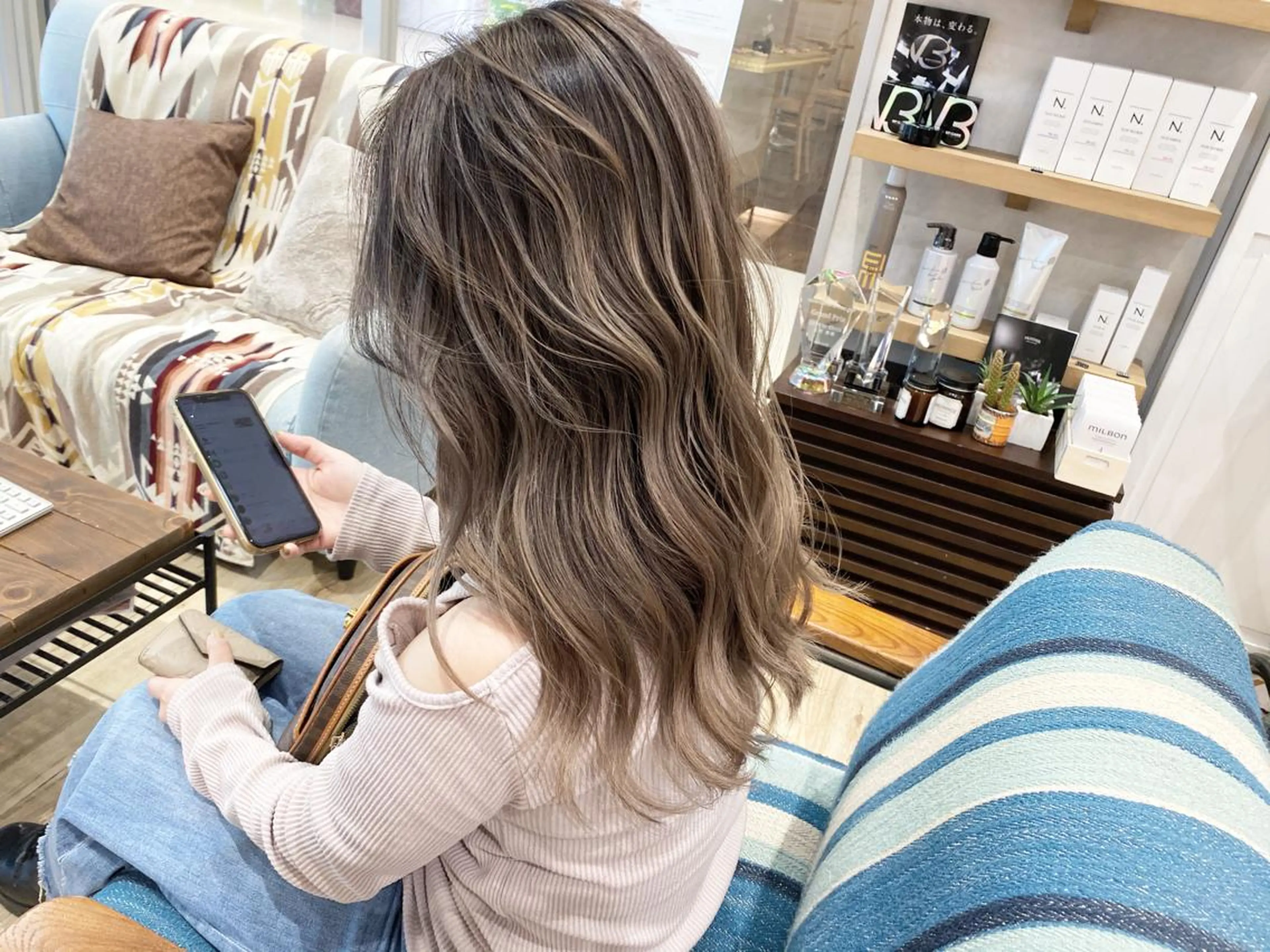 ロング カラー バレイヤージュ レイヤーカット ヘアカラー トリートメント デザインカラー 店長🌈annaのヘアスタイル