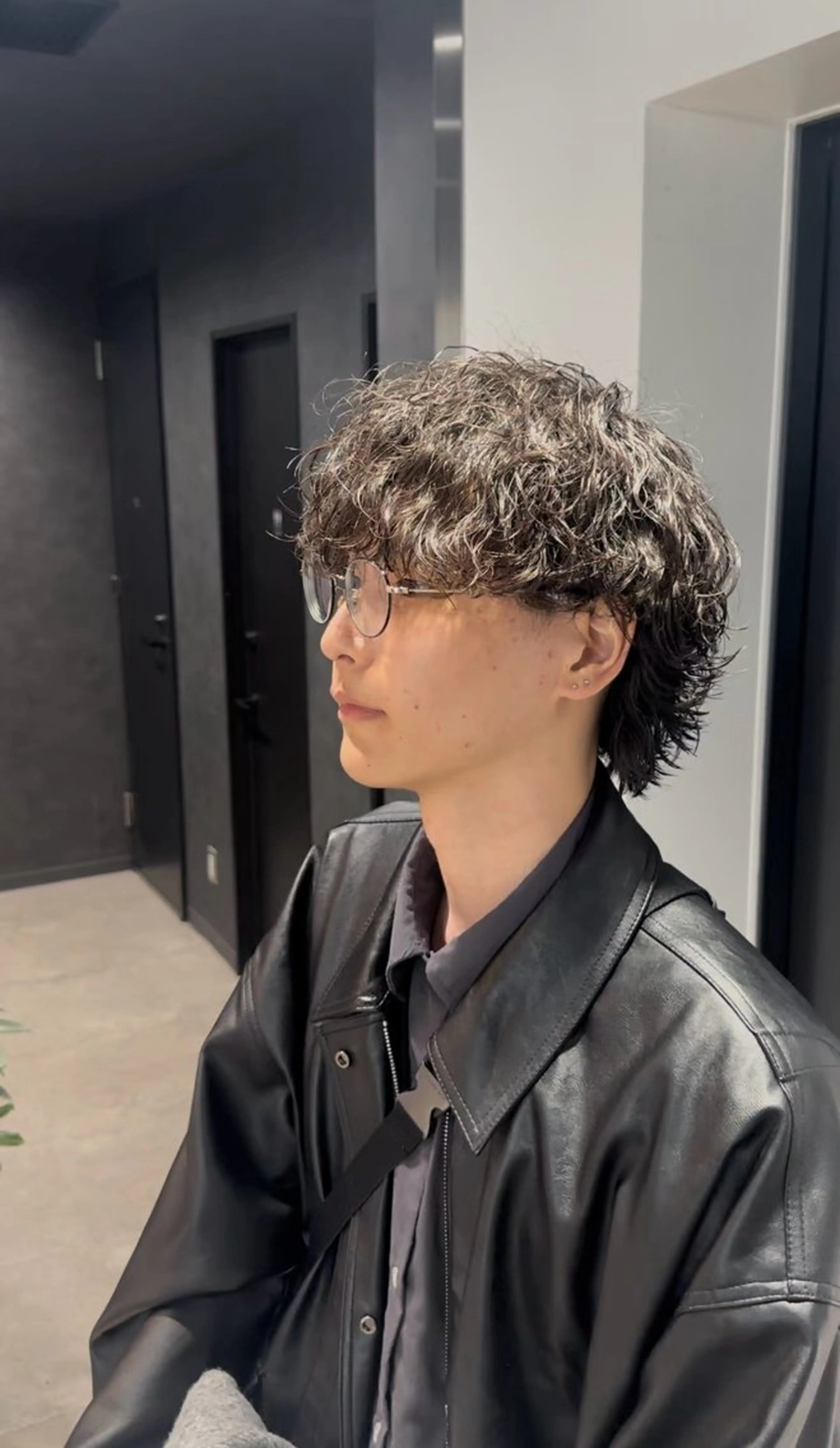 ショート カラー パーマ ハイライトカラー メッシュ ハイライト ショートヘア 縮毛矯正 福井祥太／ニュアンス /韓国メンズ🇰🇷のヘアスタイル