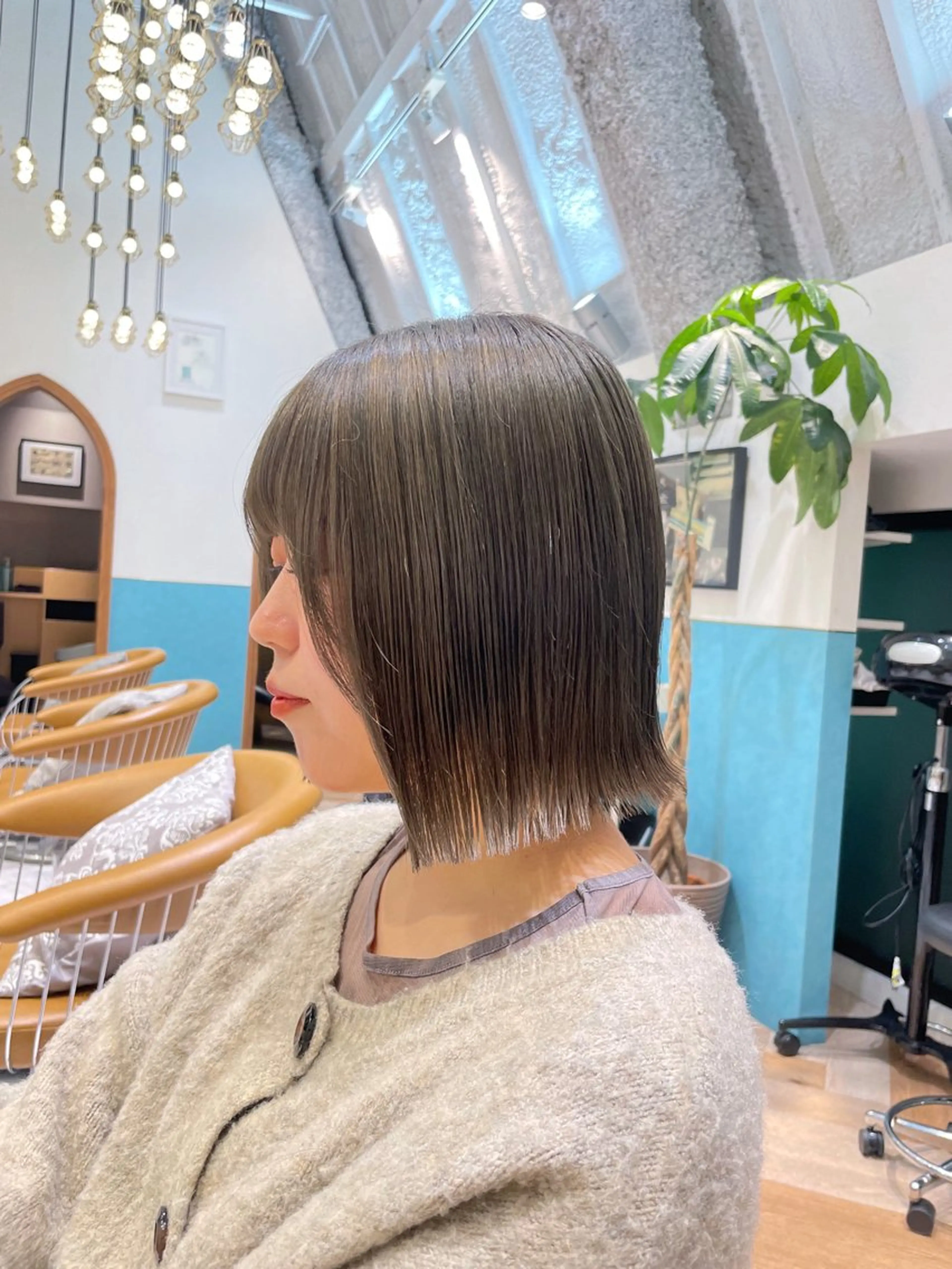 ショート カラー 韓国レイヤー 🧸🤍ちずみのヘアスタイル