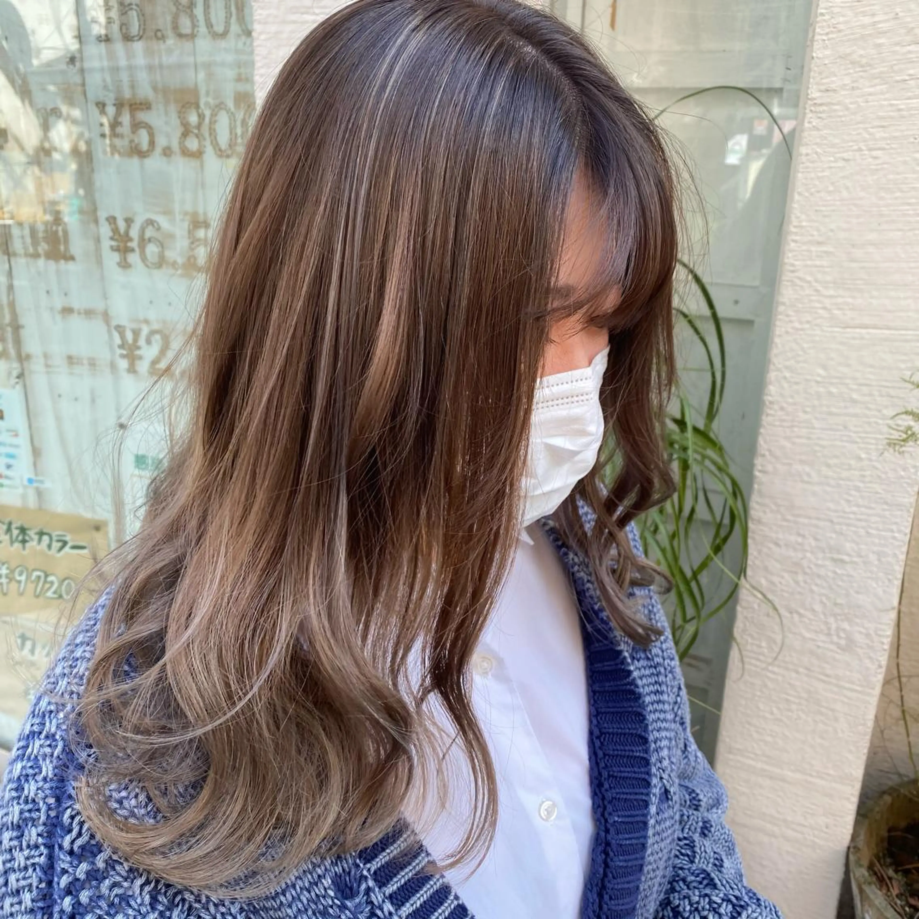 セミロング カラー ヘアカラー uros.所属・メンズパーマ/ エクステ🌞セナのヘアスタイル