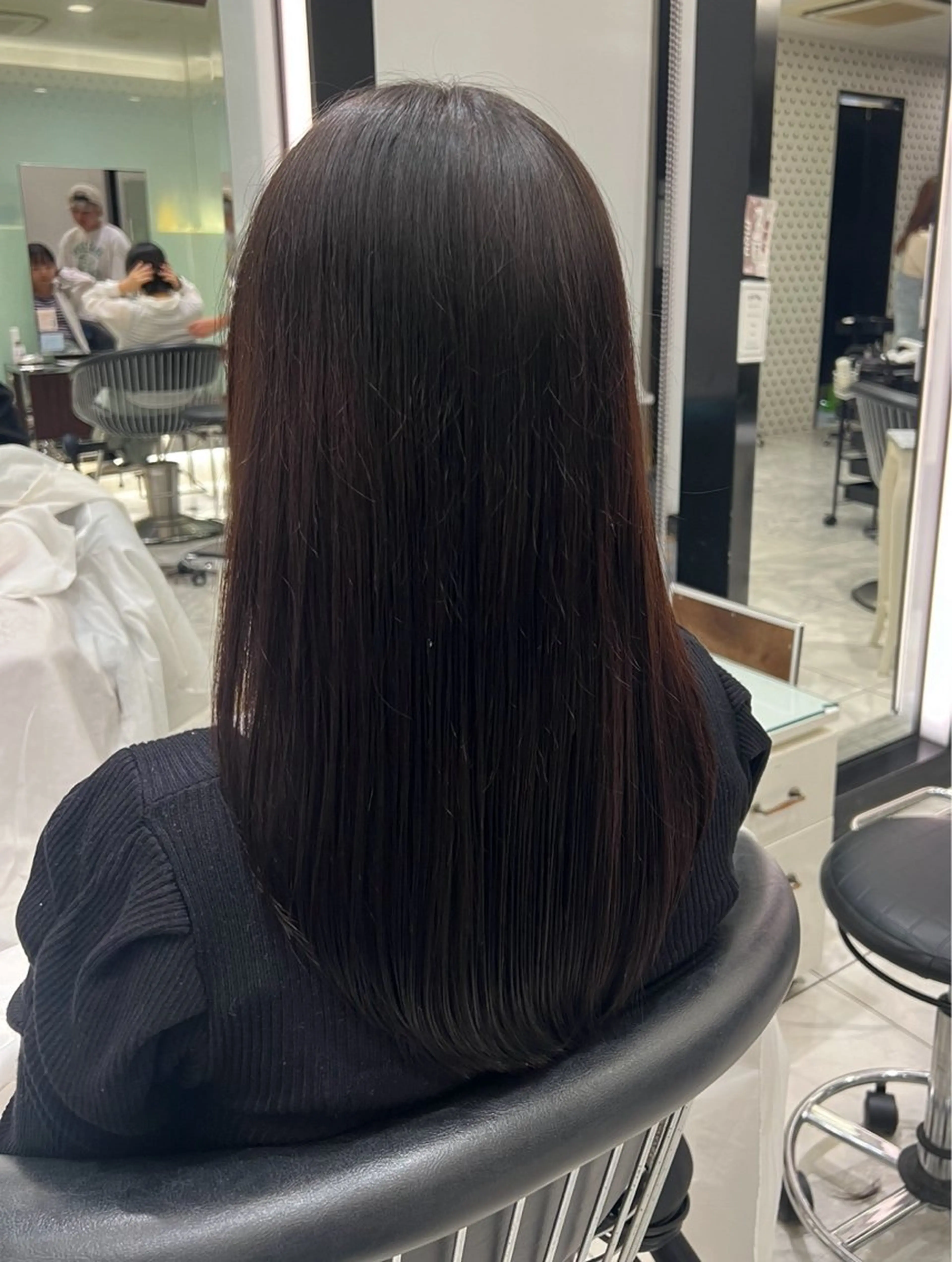 ロング 篠谷 悠衣のヘアスタイル