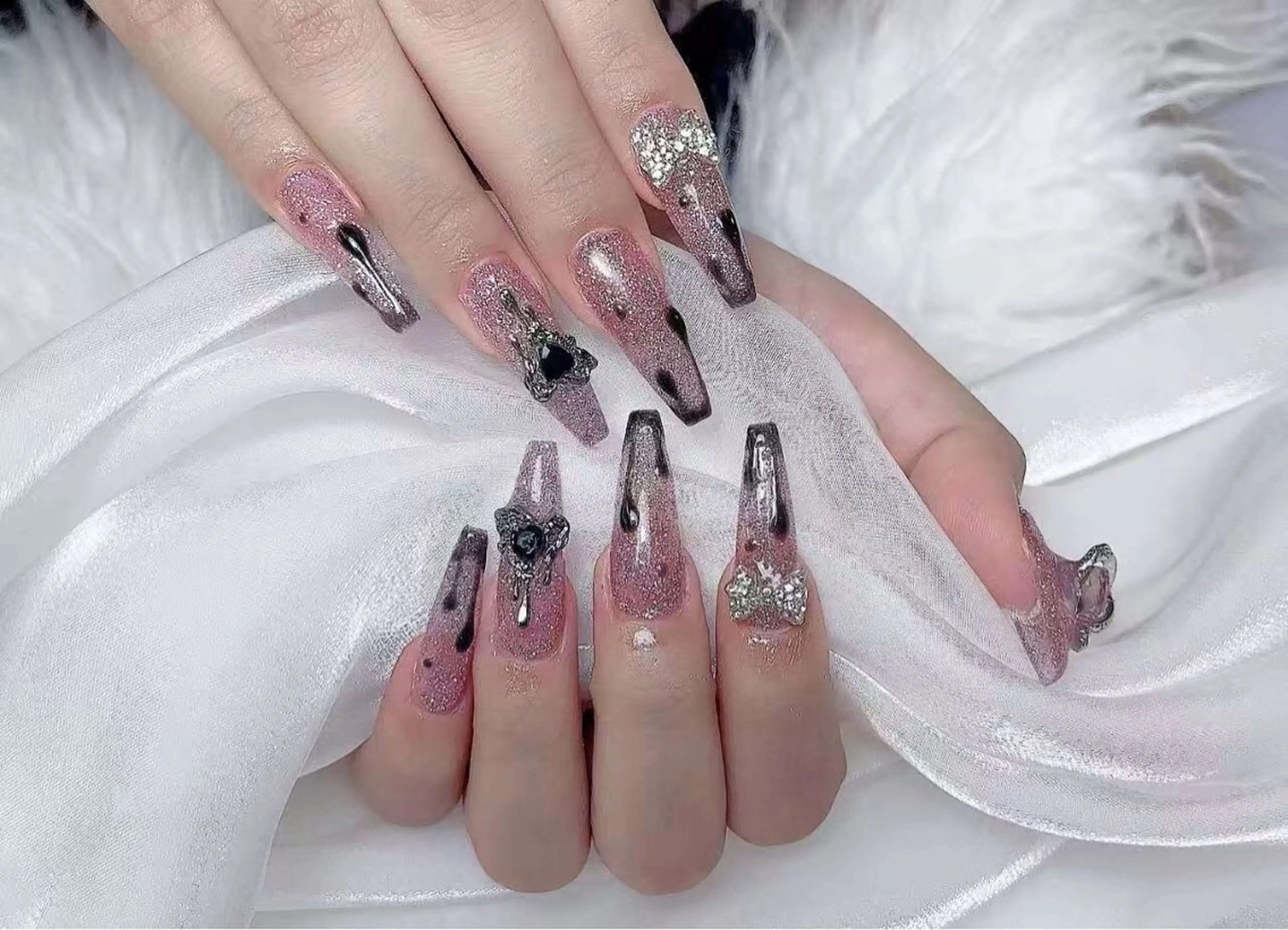 ネイル 🎀Ｍ nails✨ ビューティーのネイルデザイン