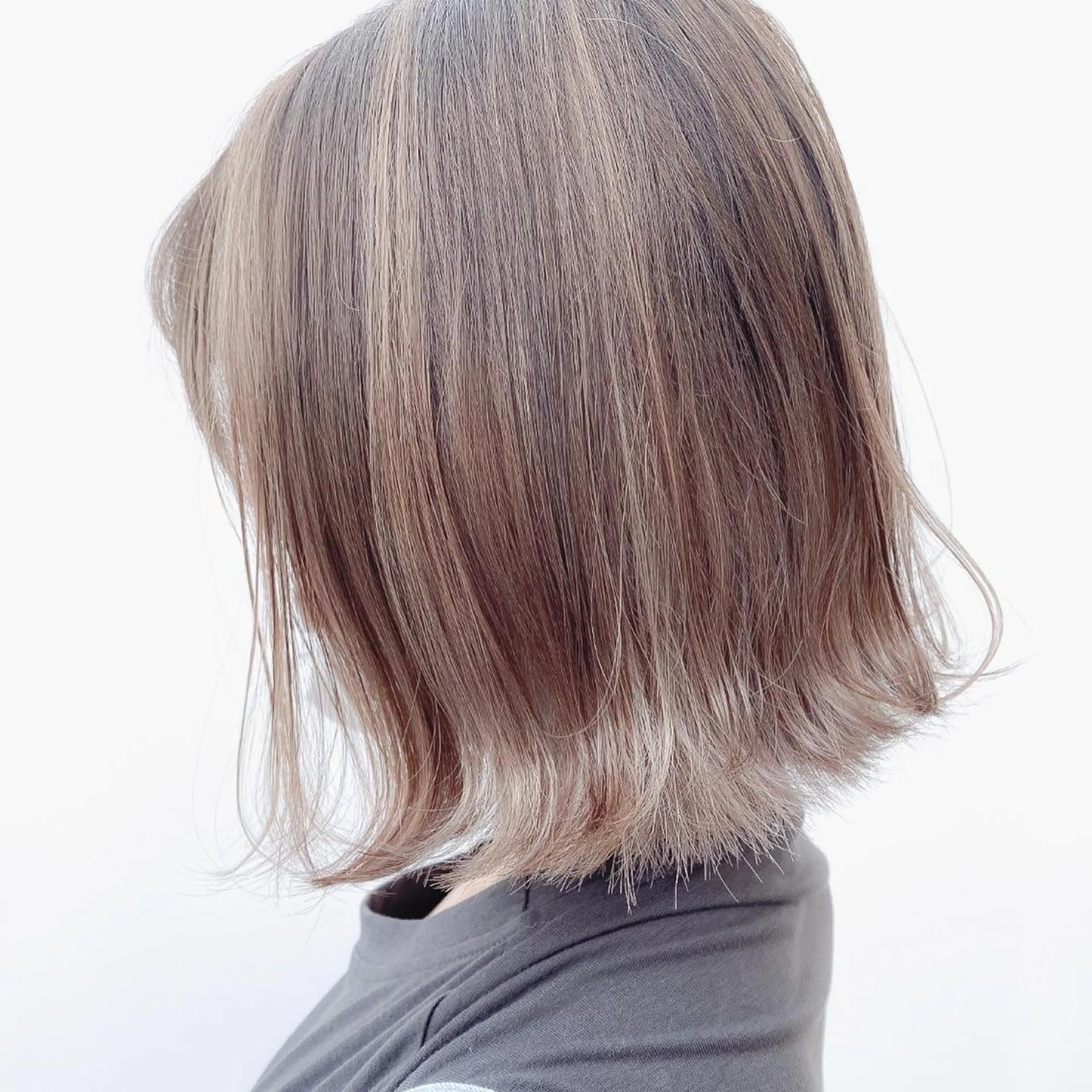 ショート カラー 大野 あさみのヘアスタイル