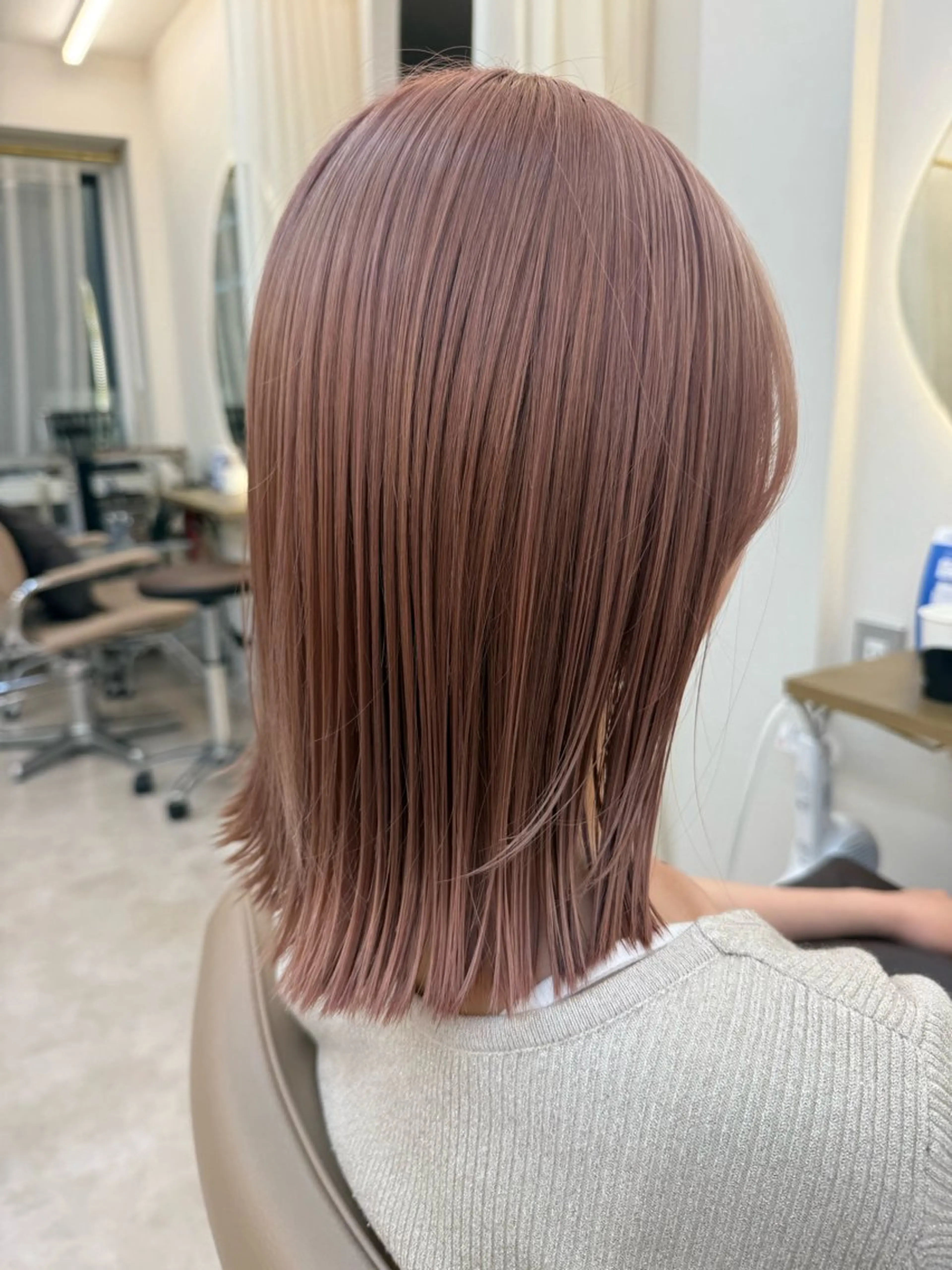 ミディアム lbio所属・TOMOKI 浦和のヘアスタイル