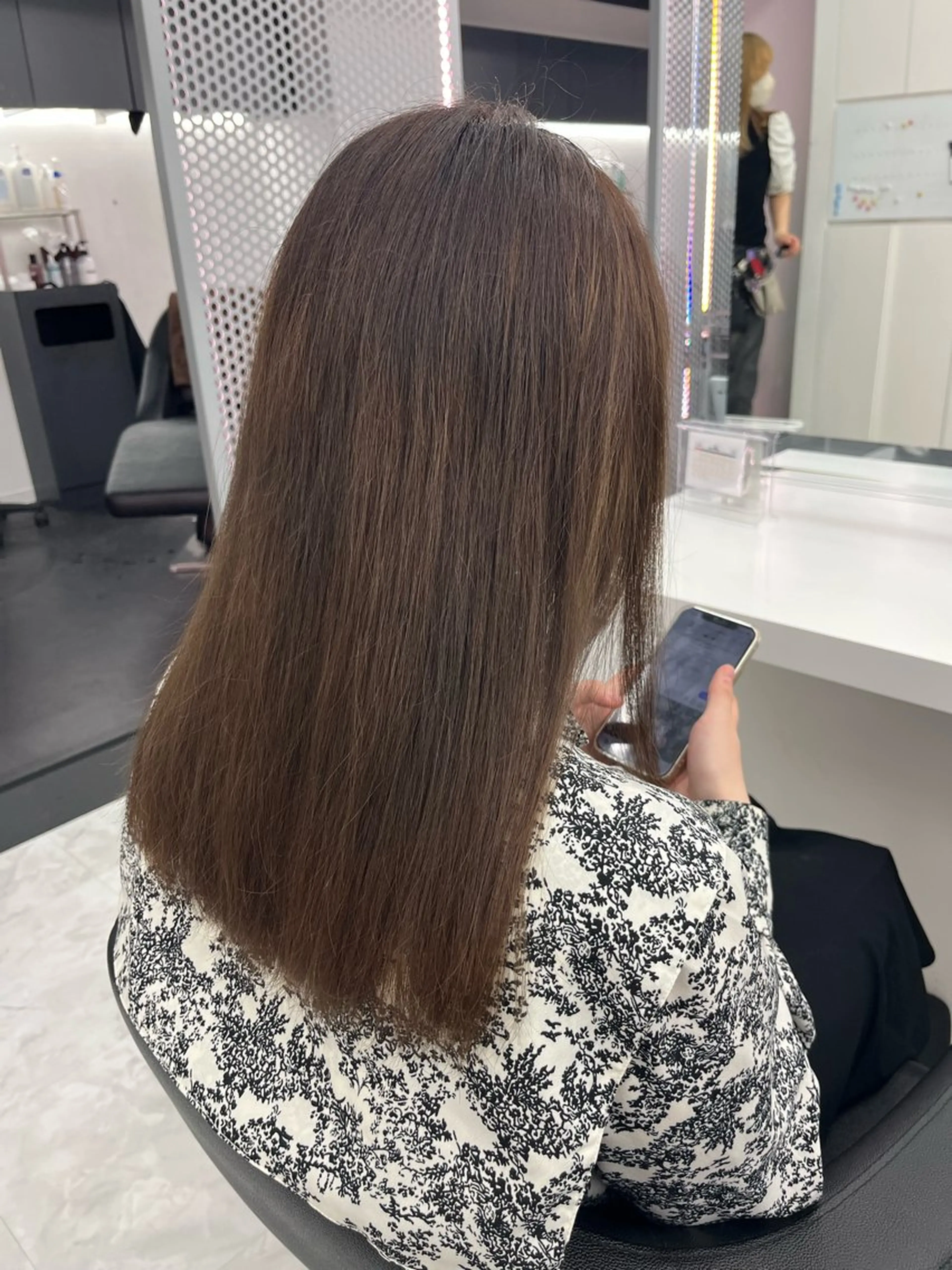 セミロング カラー ベージュカラー オリーブベージュ ヘアカラー トリートメント 💖トレンド夏 カラー💖FUTAのヘアスタイル