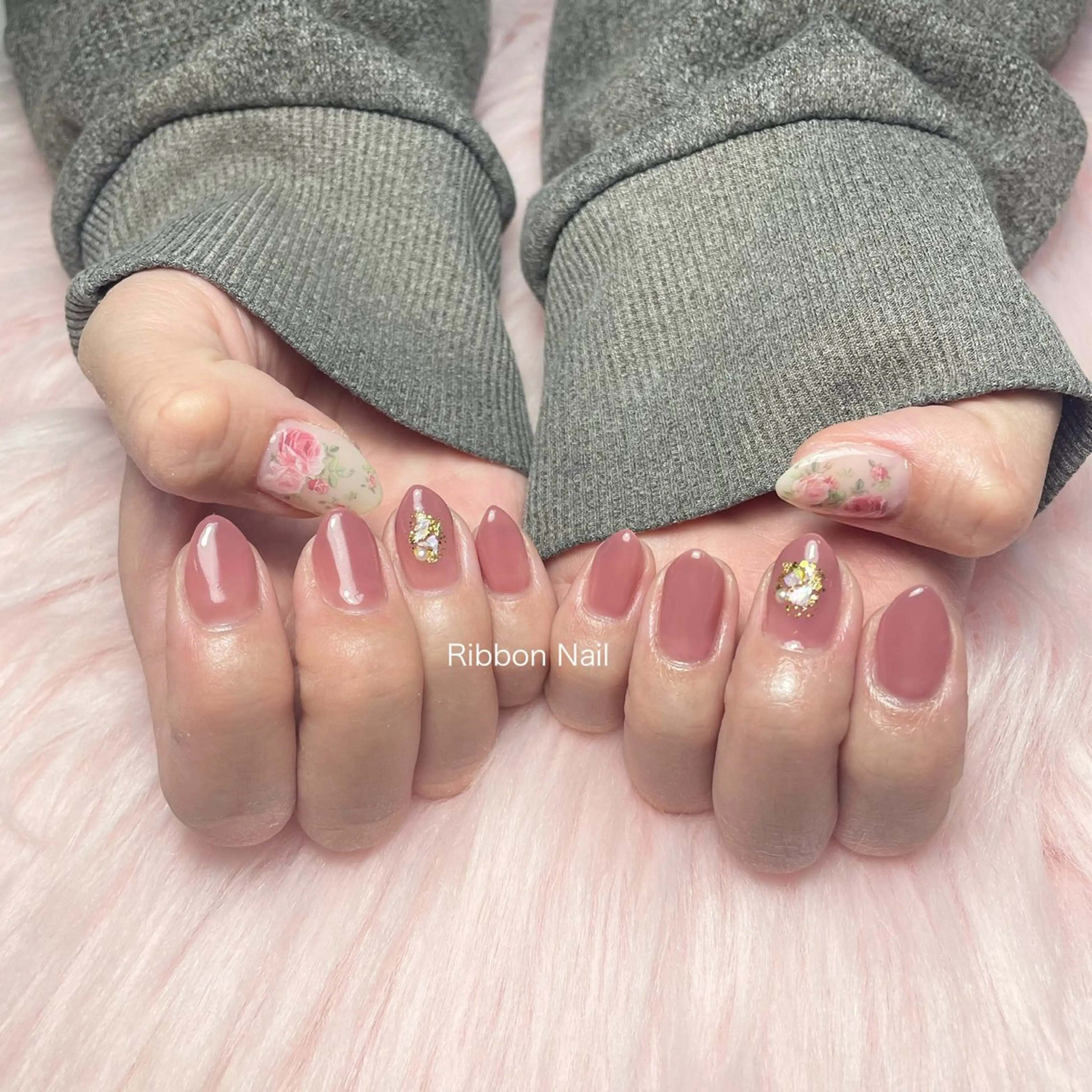 ネイル ニュアンスネイル ピンク ハンドネイル Ribbon nailのネイルデザイン