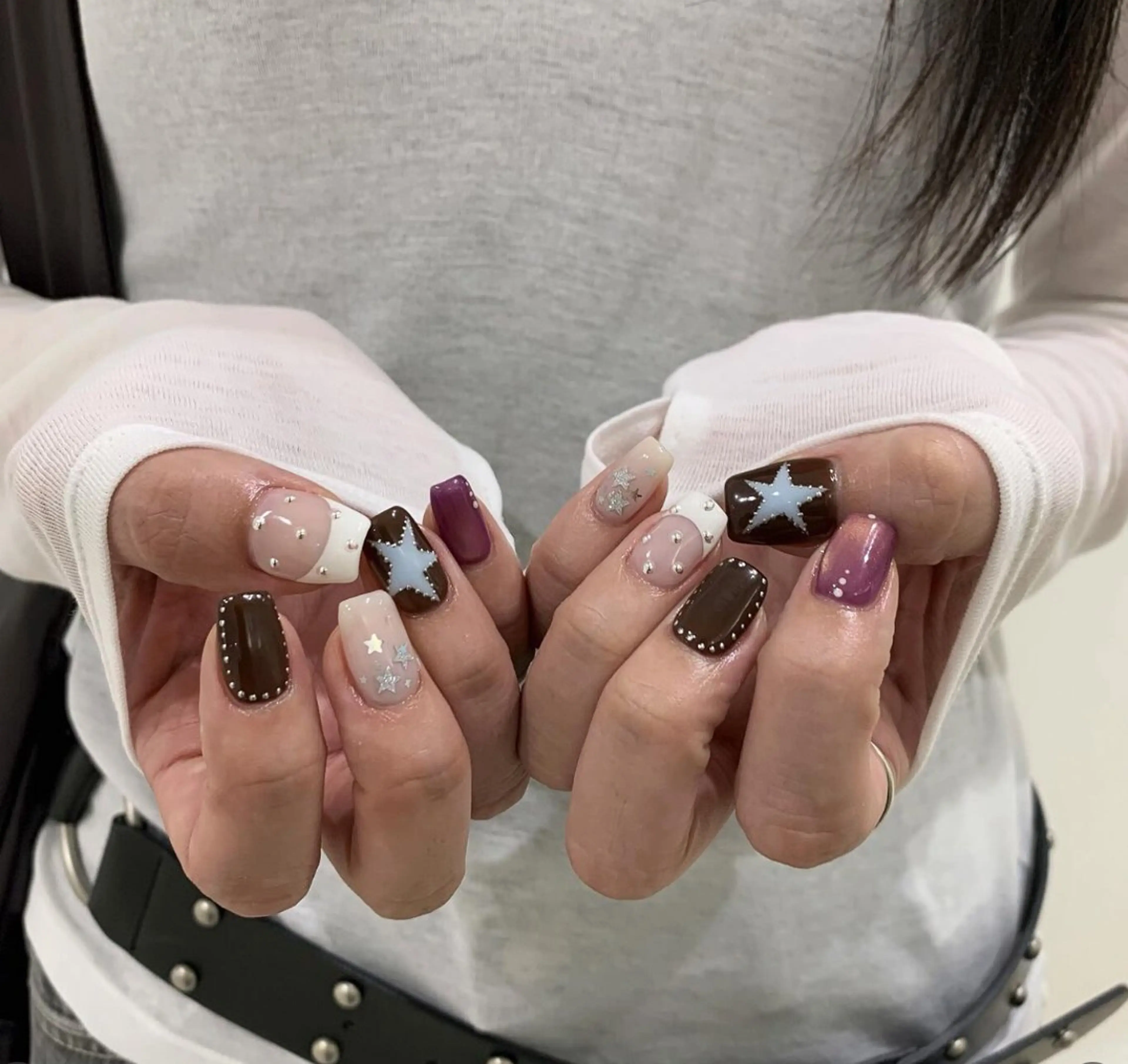 ネイル アートネイル ジェルネイル グラデーション マグネットネイル ニュアンスネイル ハンドネイル Ryu Nail Studio所属・Ryu Nail 新大久保のネイルデザイン