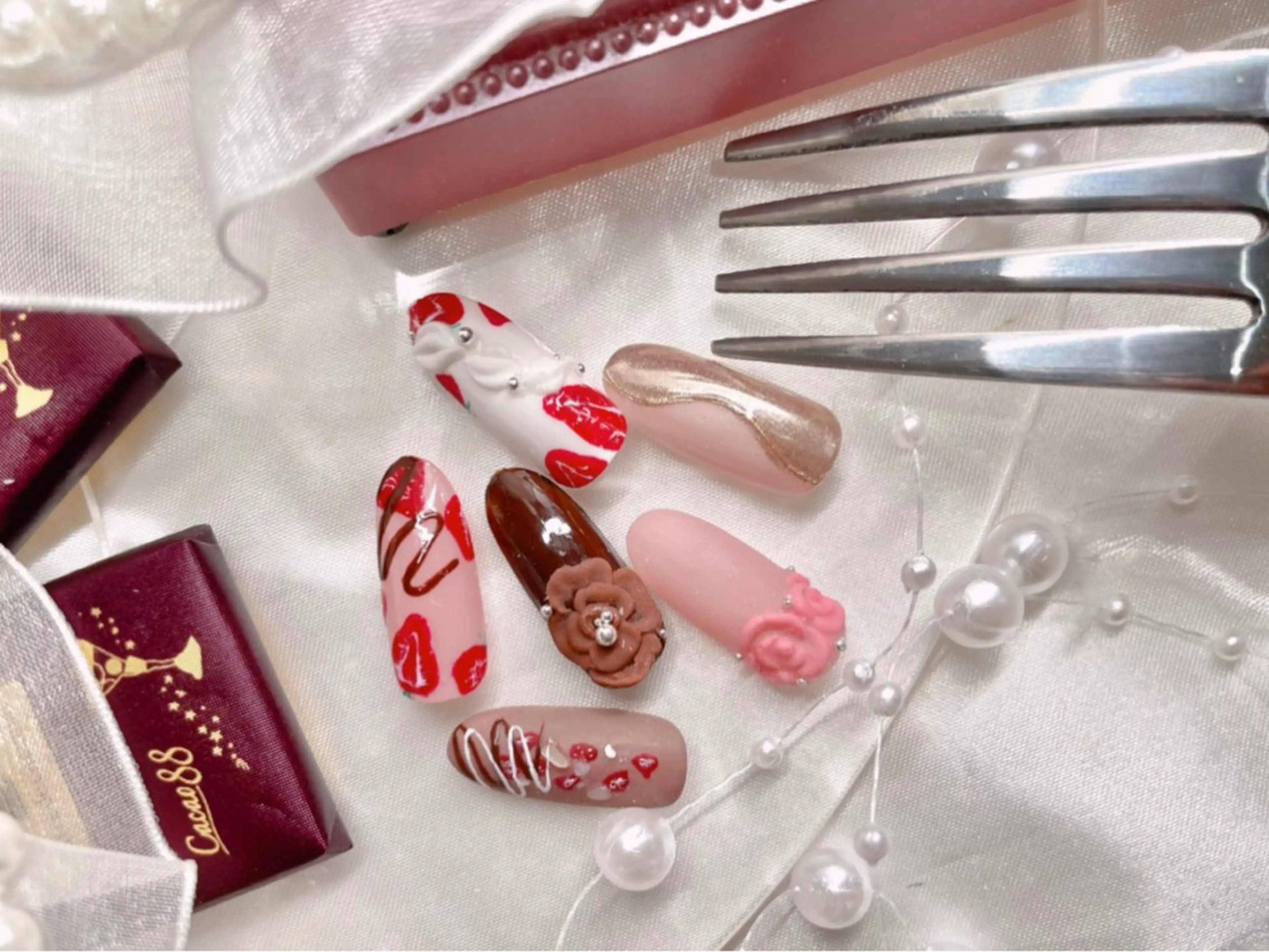 ネイル フラワーネイル バレンタイン 冬ネイル ハンドネイル ゆりか ジョアアンジェ福島のネイルデザイン