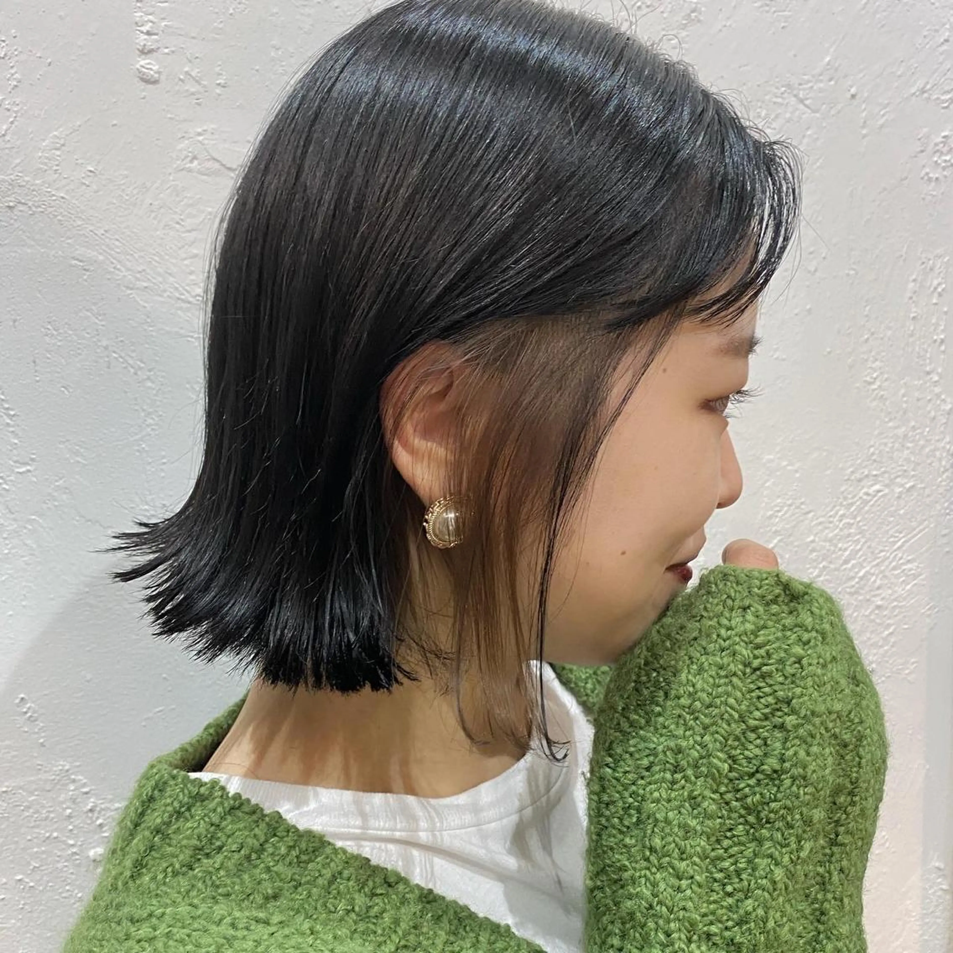 ミディアム カラー マツエク・マツパ イヤリングカラー カット ヘアカラー トリートメント hair  space Atoz所属・東 寛道のヘアスタイル