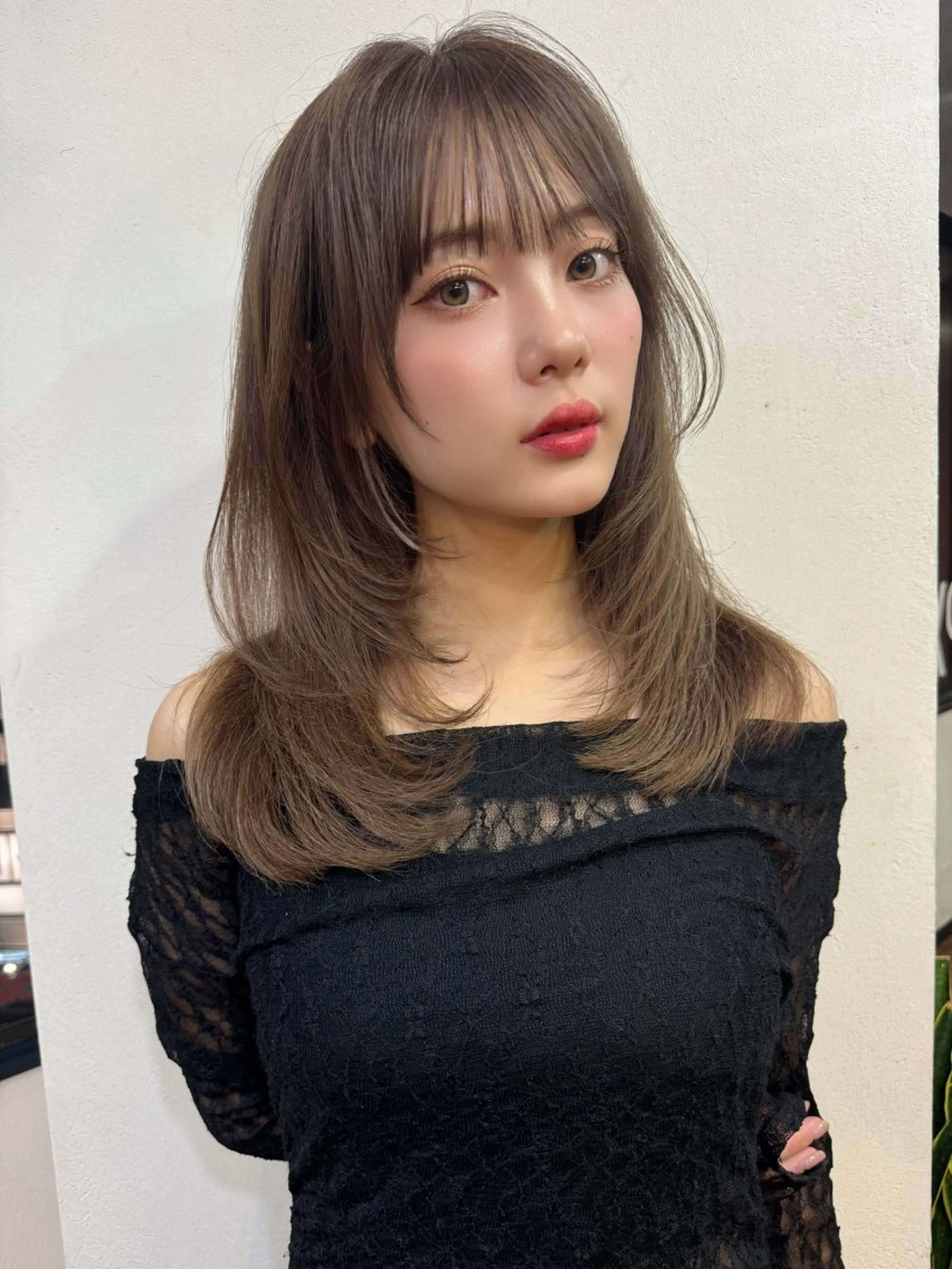 セミロング カラー ベージュカラー ブリーチ ミルクティーベージュ ブリーチなしカラー レイヤーカット 似合わせレイヤー 🇰🇷荒木洋文のヘアスタイル