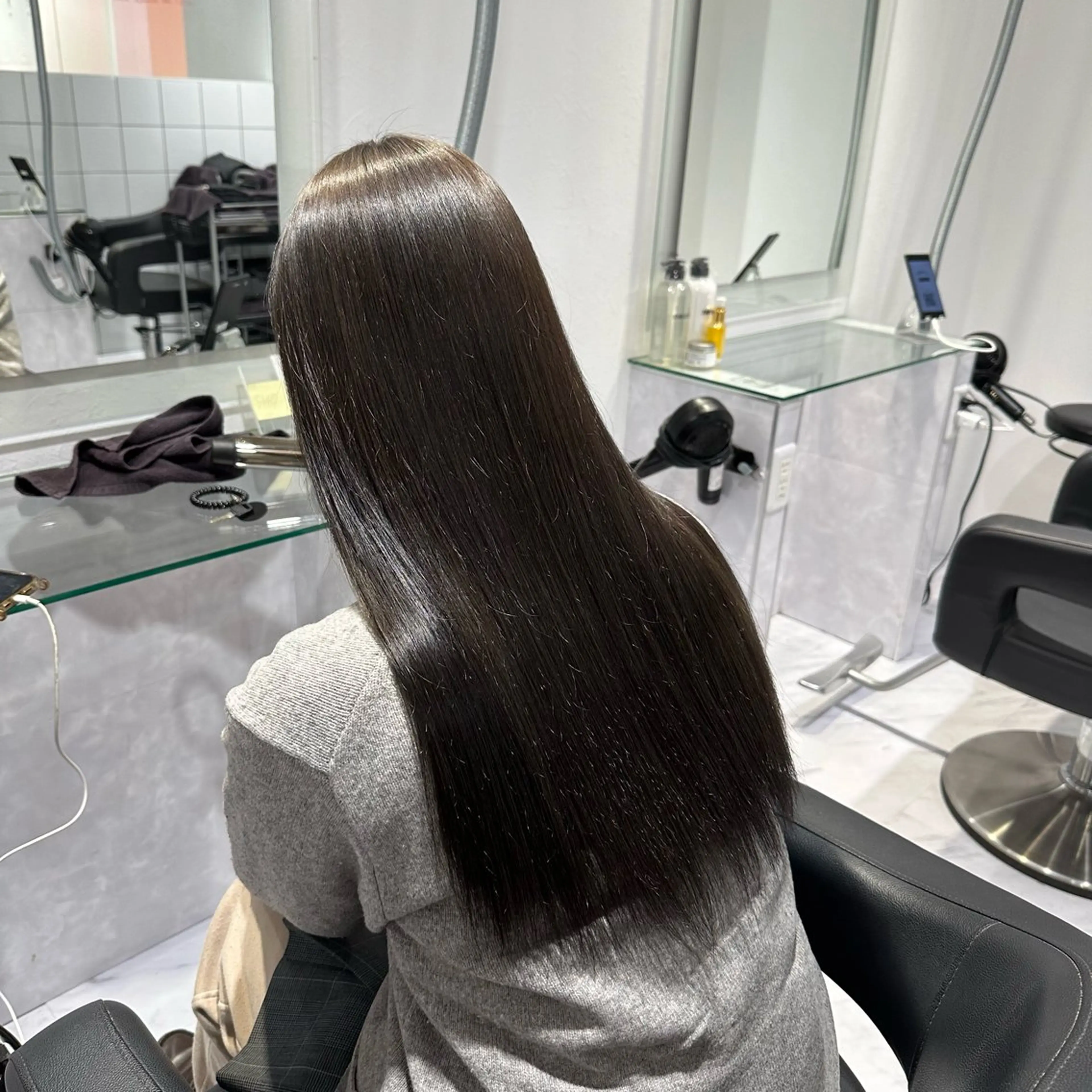 ロング カラー ヘアアレンジ カット ヘアカラー トリートメント ヘッドスパ ヘアセット 透明感ラベンダー💗 SHOのヘアスタイル