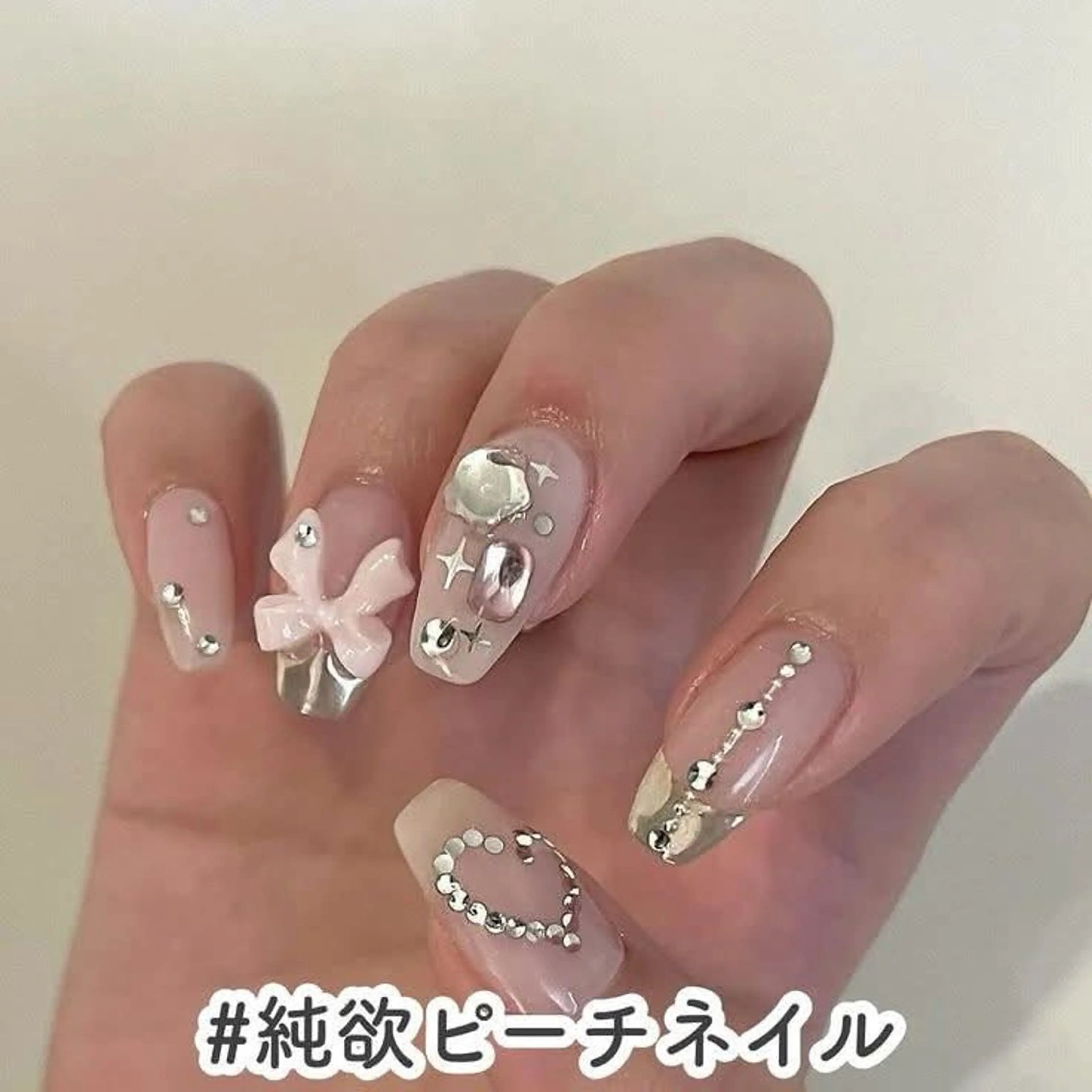 ネイル ハンドネイル ホンダ ユキのネイルデザイン