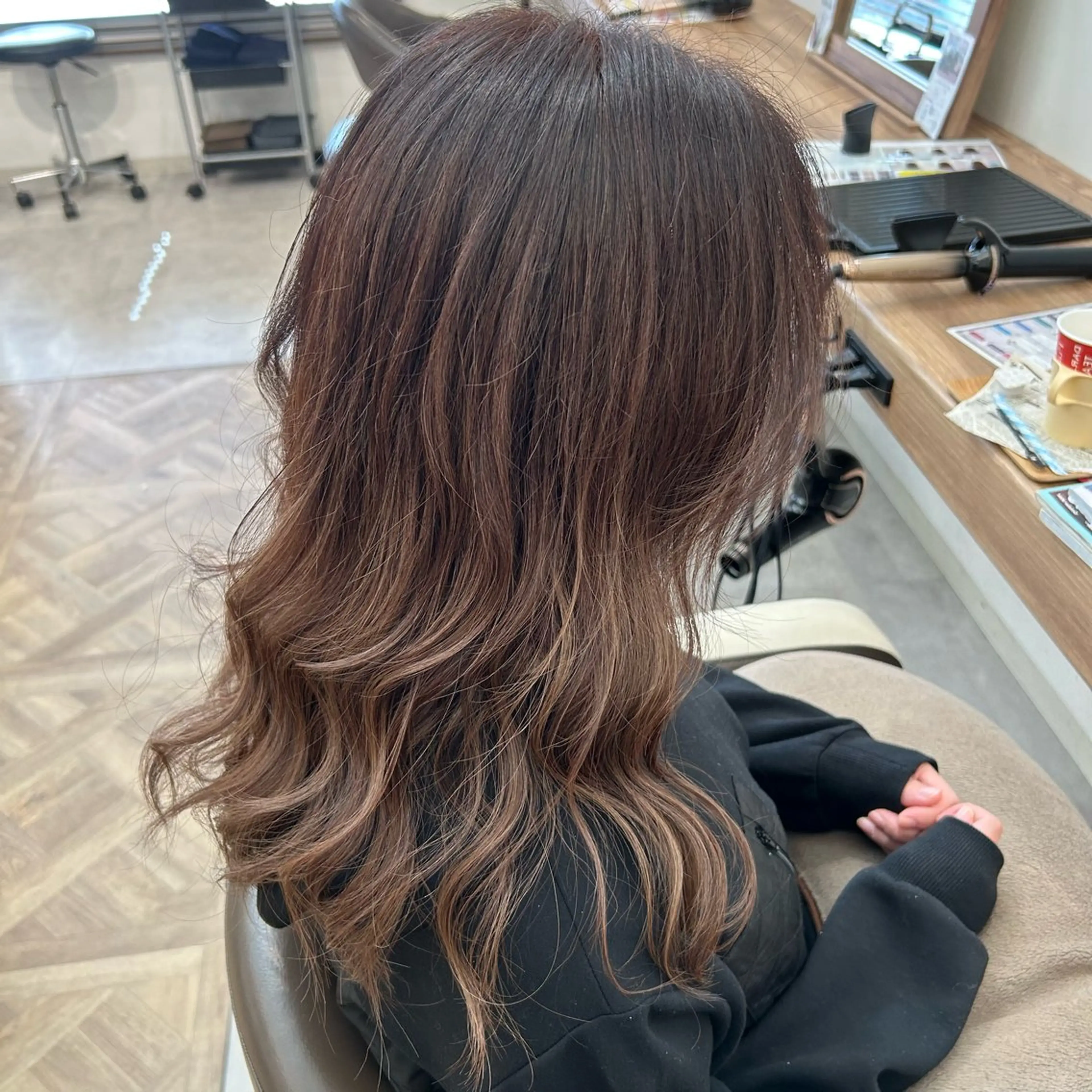カラー ヘアカラー 渡邊 玲来のヘアスタイル