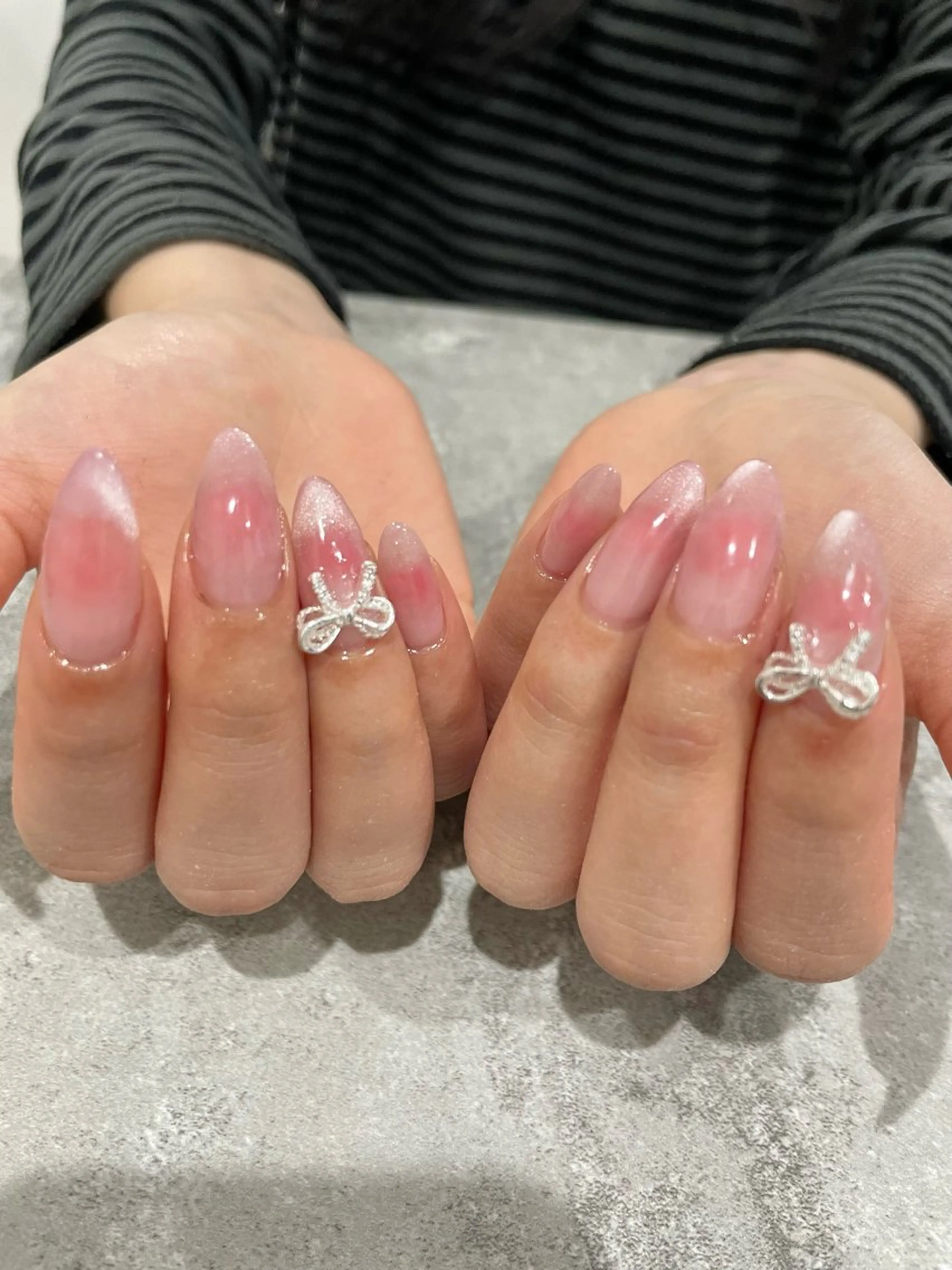 ネイル 持ち込み ハンドネイル Raviliss ♡のネイルデザイン