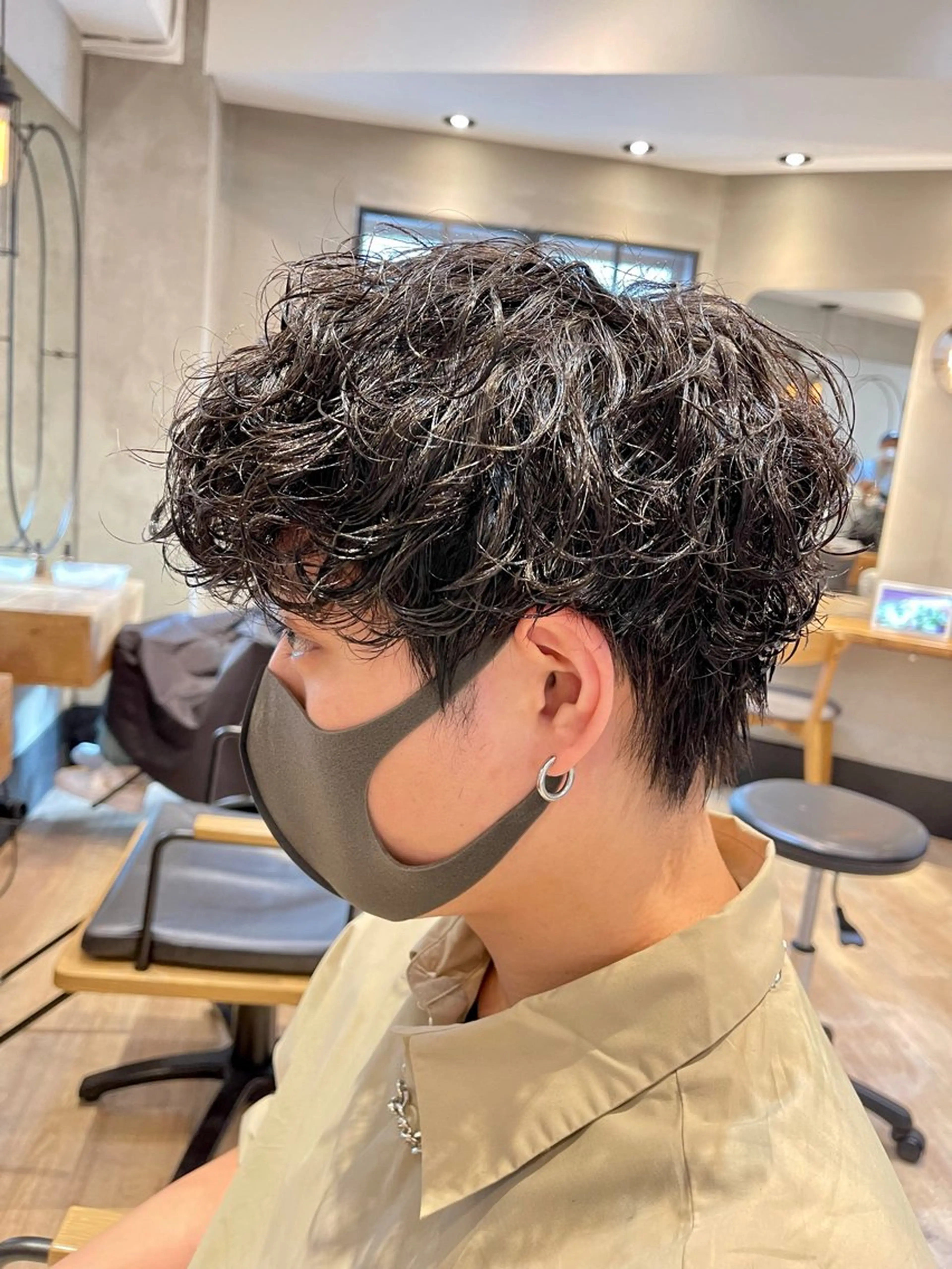 ショート パーマ メンズ ビジネス フェードカット メンズ韓国風 マッシュ メンズパーマ カット パーマ トリートメント ヘアセット amie高崎所属・高崎メンズパーマ 髪質改善TAKEのヘアスタイル