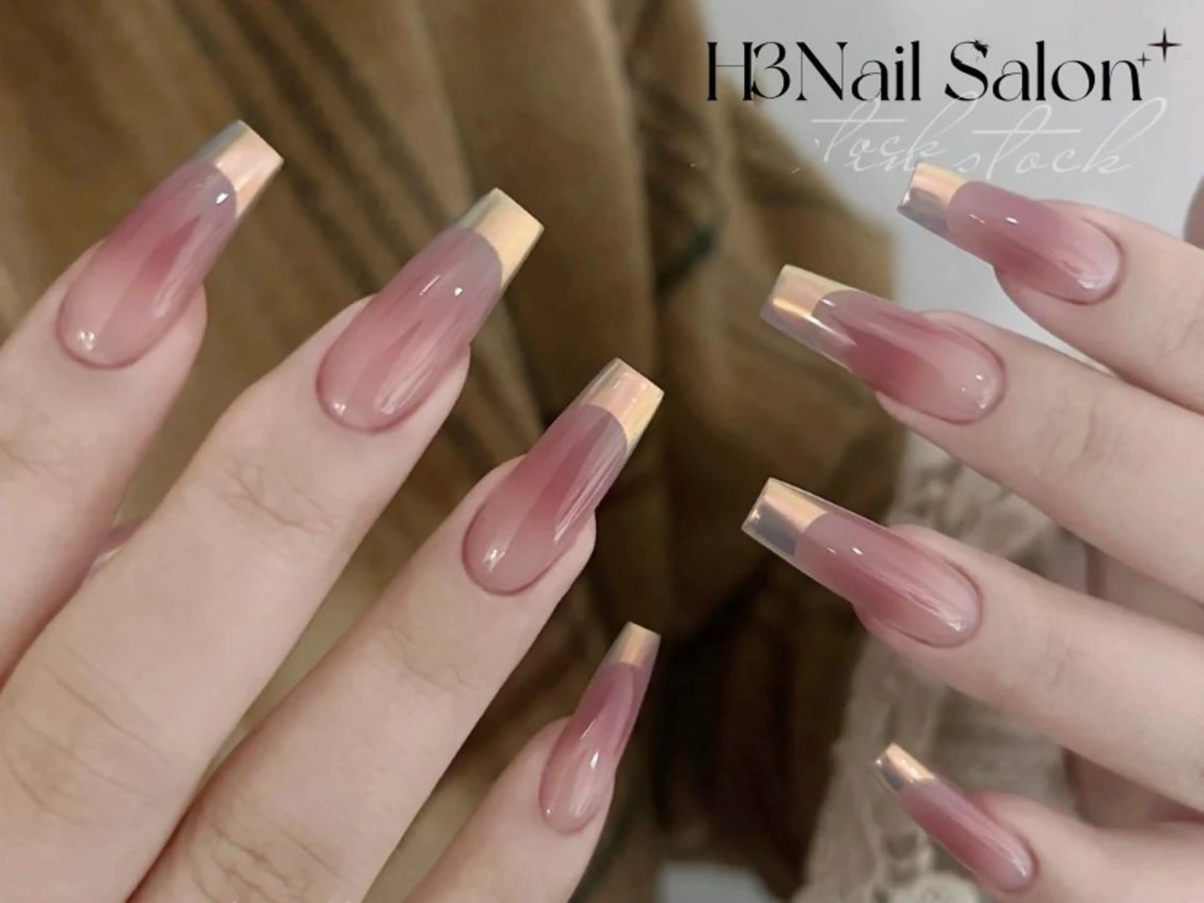 セミロング ハンドネイル H3 ネイル サロンのネイルデザイン