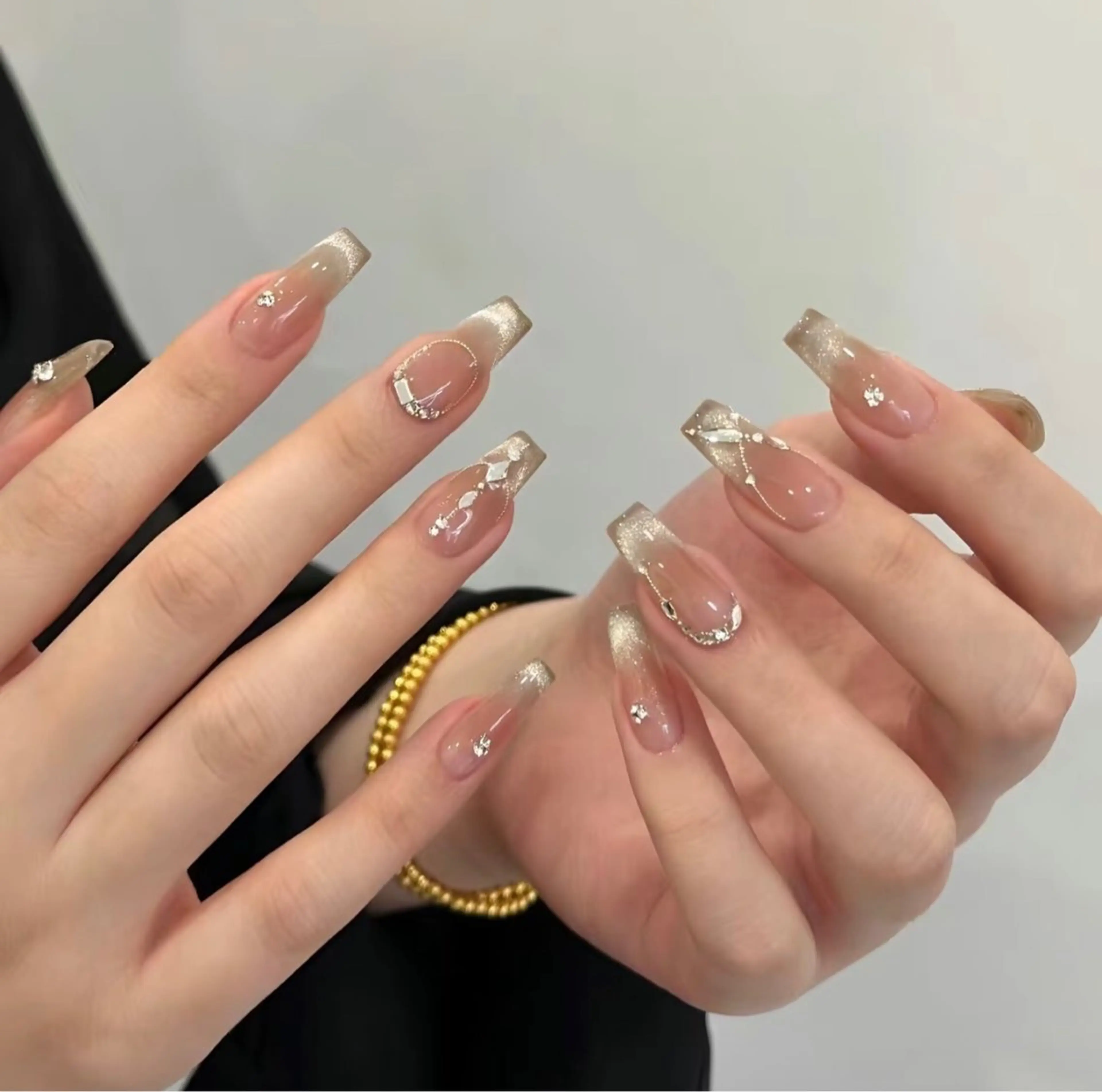 ネイル アートネイル ハンドネイル 🦋y y Nail 🤍のネイルデザイン
