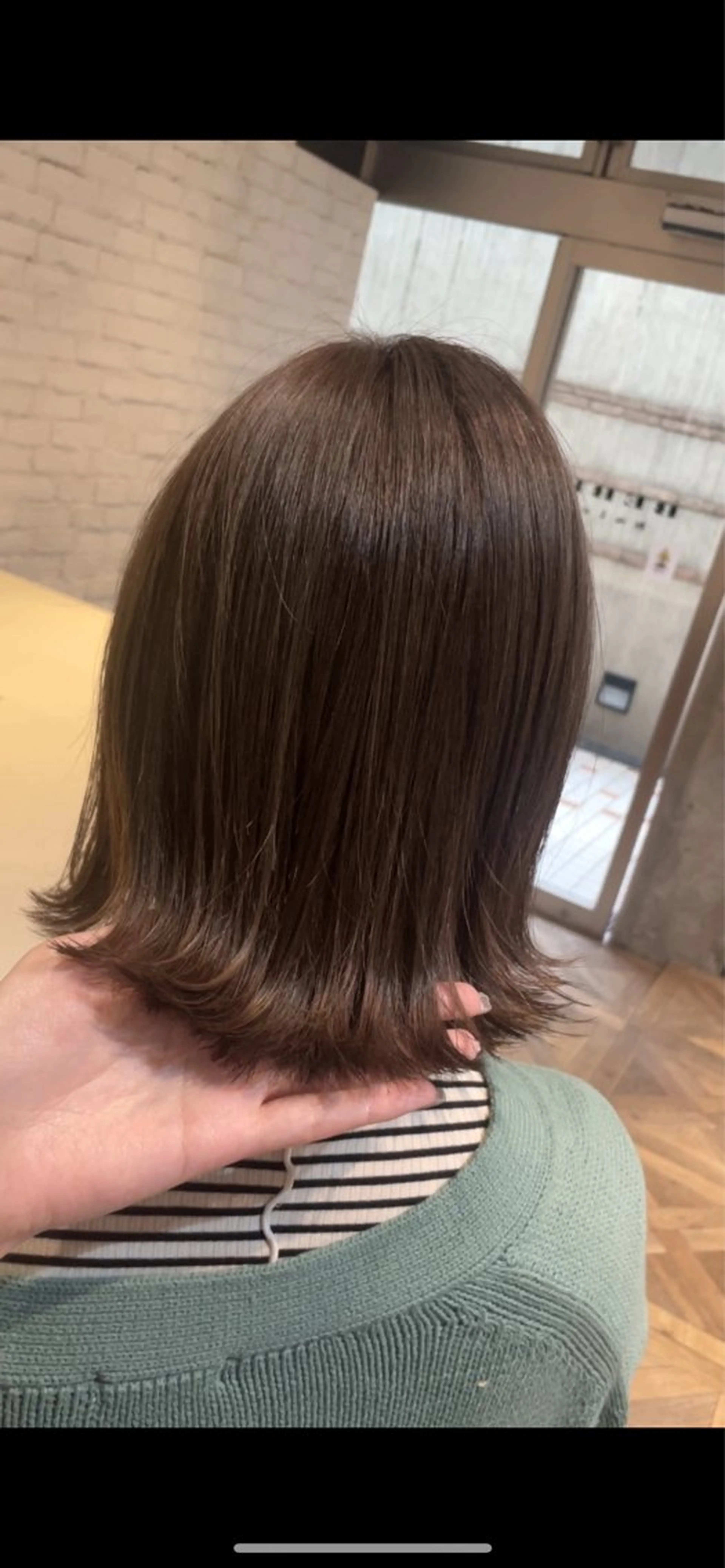 ミディアム カラー ベージュカラー ブリーチ グレージュ ブリーチなしカラー オリーブグレージュ カット ヘアカラー トリートメント BEBE所属・ご新規様限定 透明感カラーKANAのヘアスタイル