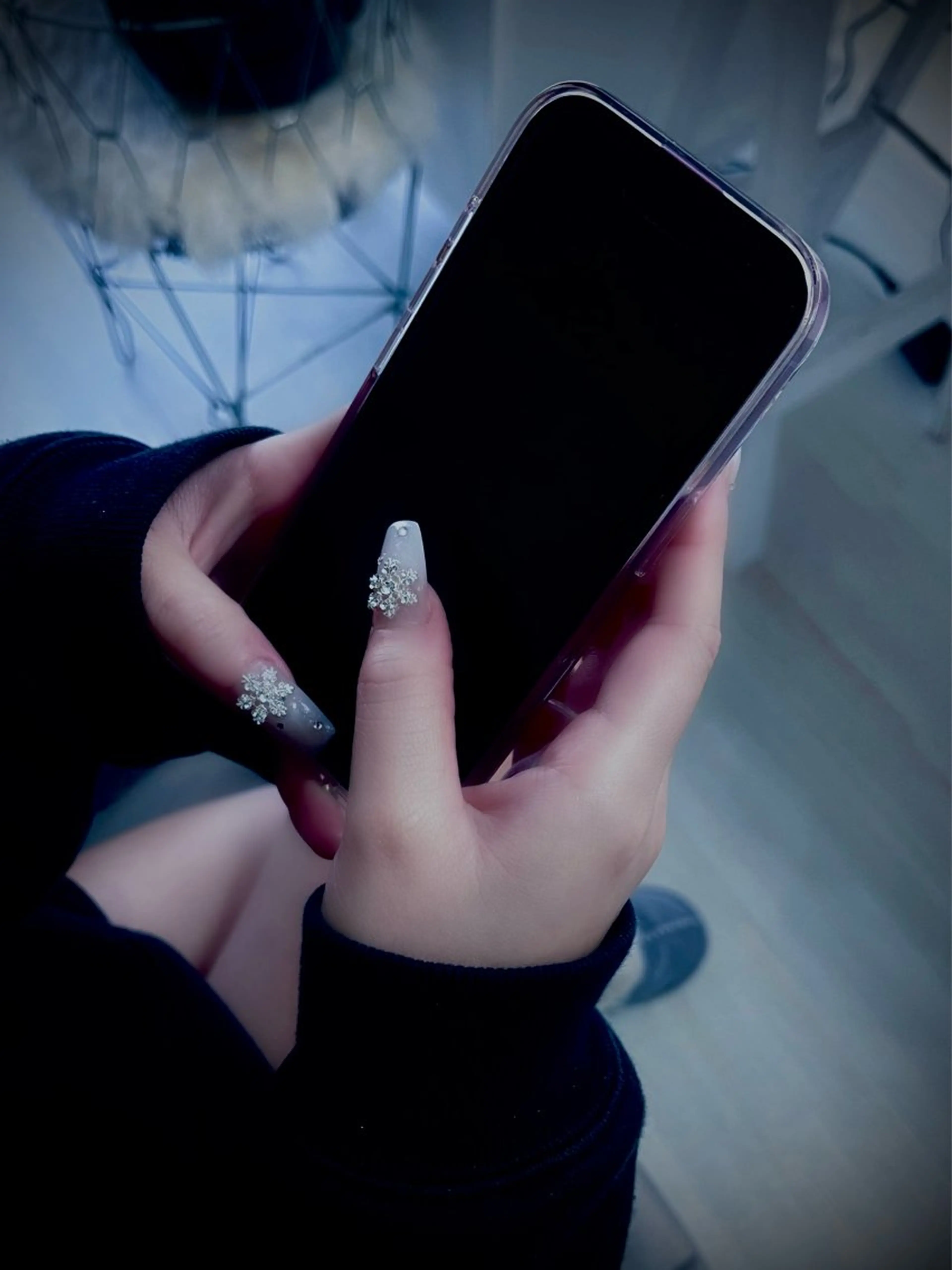 ネイル キラキラネイル マグネットネイル ワンカラーネイル スカルプネイル ワンホンネイル nine.🦋 YUKOのネイルデザイン