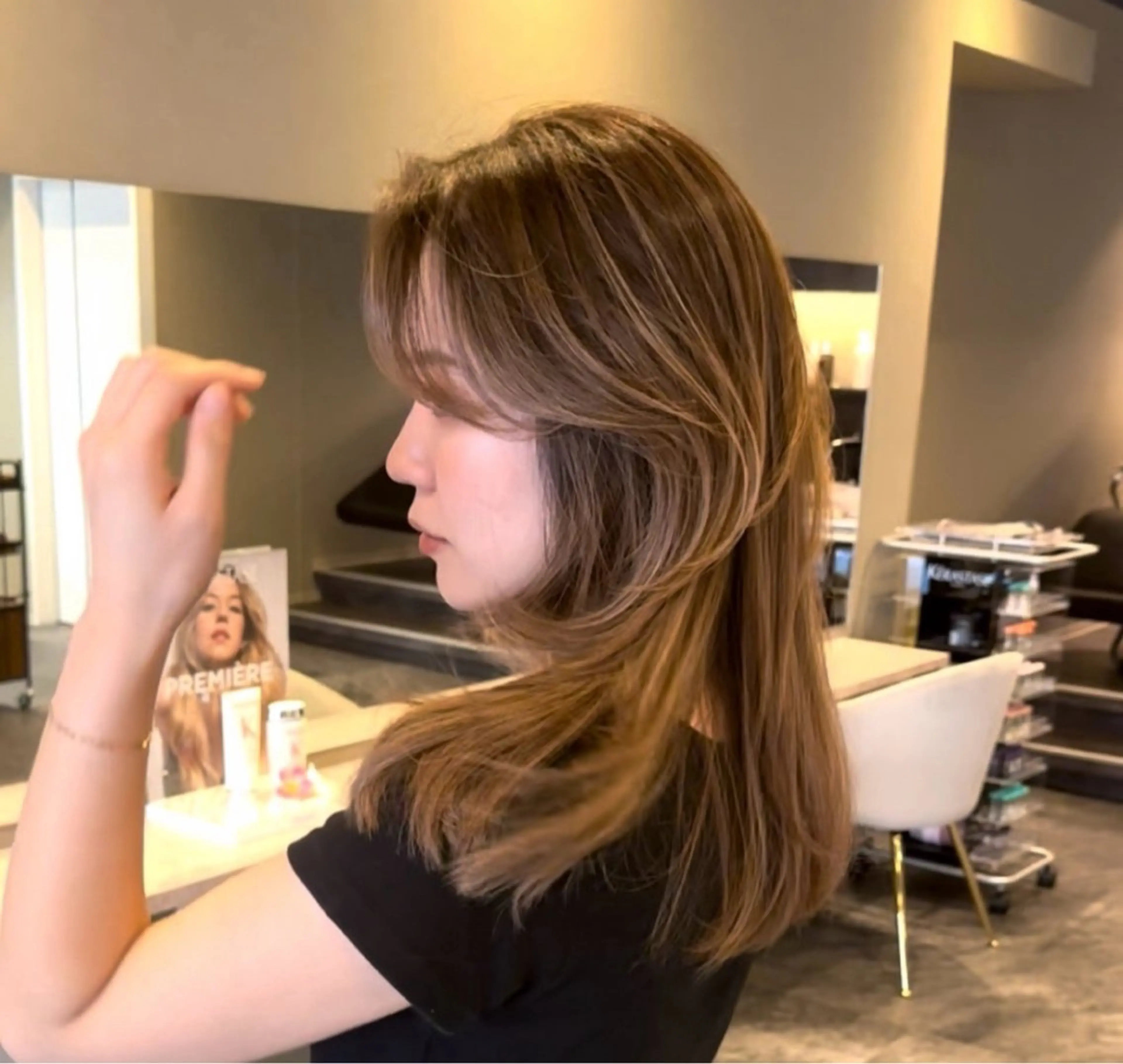 ロング カラー ハイライトカラー ハイライト ヘアカラー 🇺🇸海外デザイン iCON TOKYOのヘアスタイル