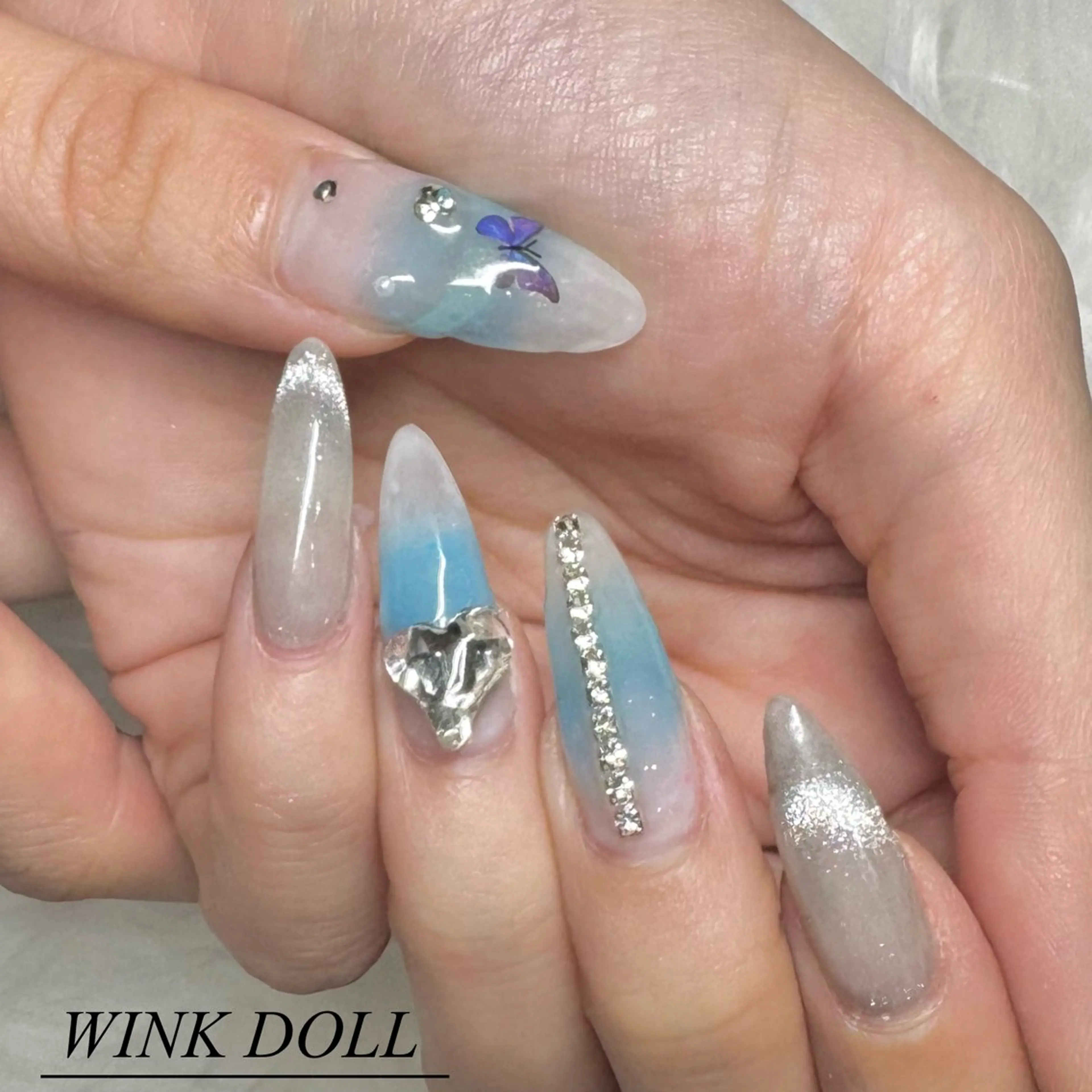 ネイル 長さ出し ハンドネイル WINK DOLL RIANのネイルデザイン