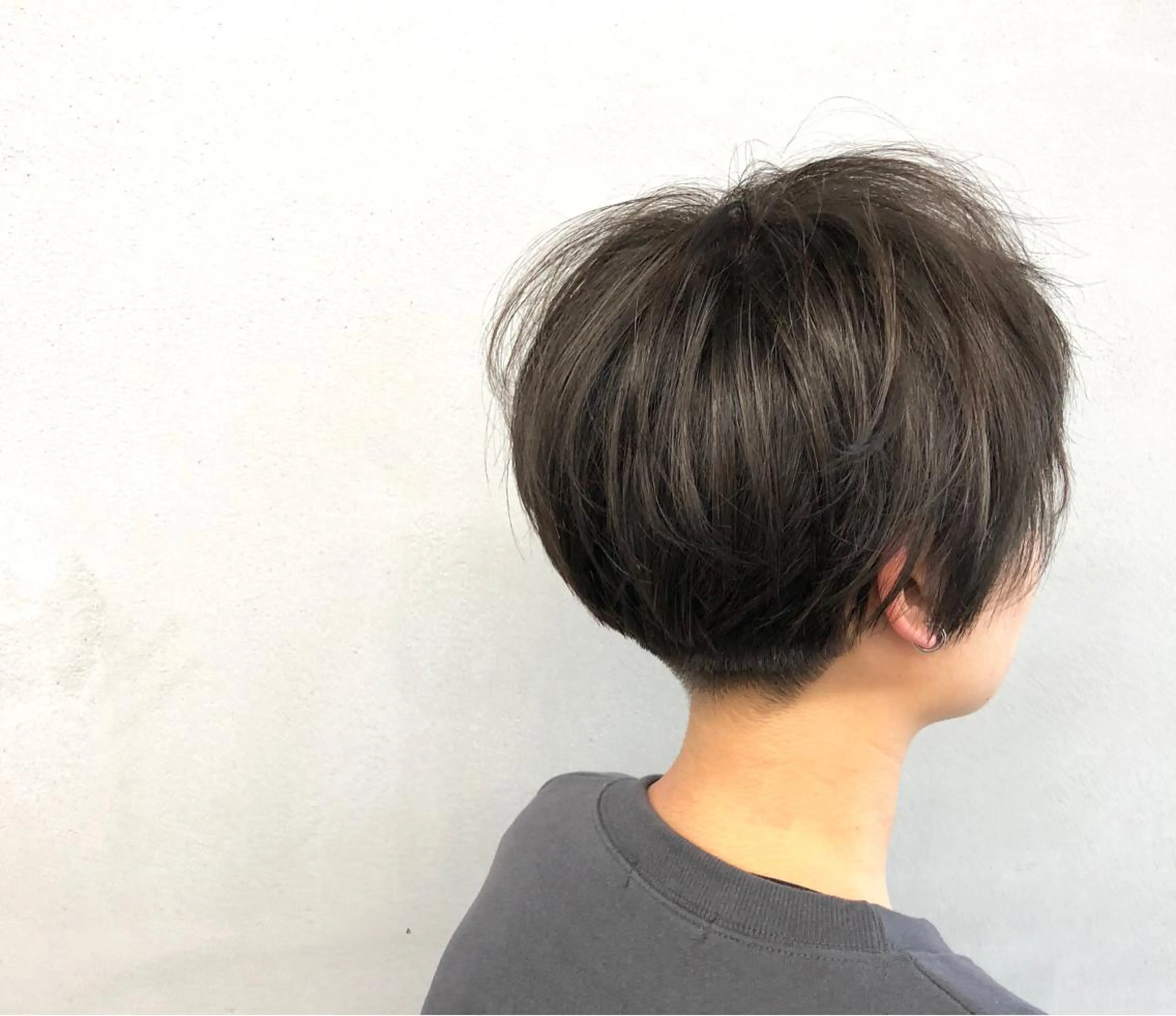ショート カラー ショートヘア カット ヘアカラー ボブ/ショート/ 白髪染め/メンズ葛西のヘアスタイル