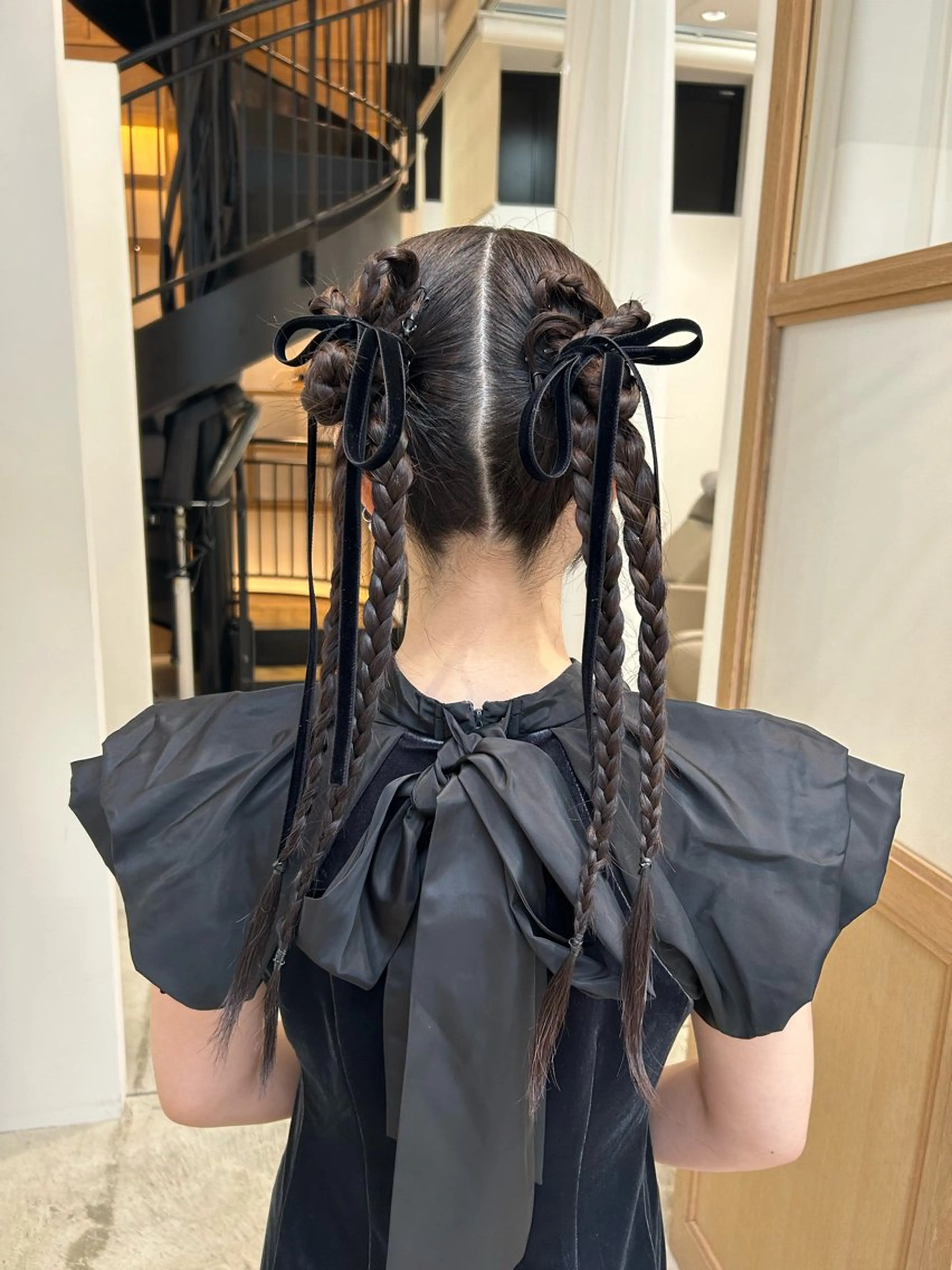 ロング カラー ヘアアレンジ 韓国風ヘア ヘアセット yuka .のヘアスタイル