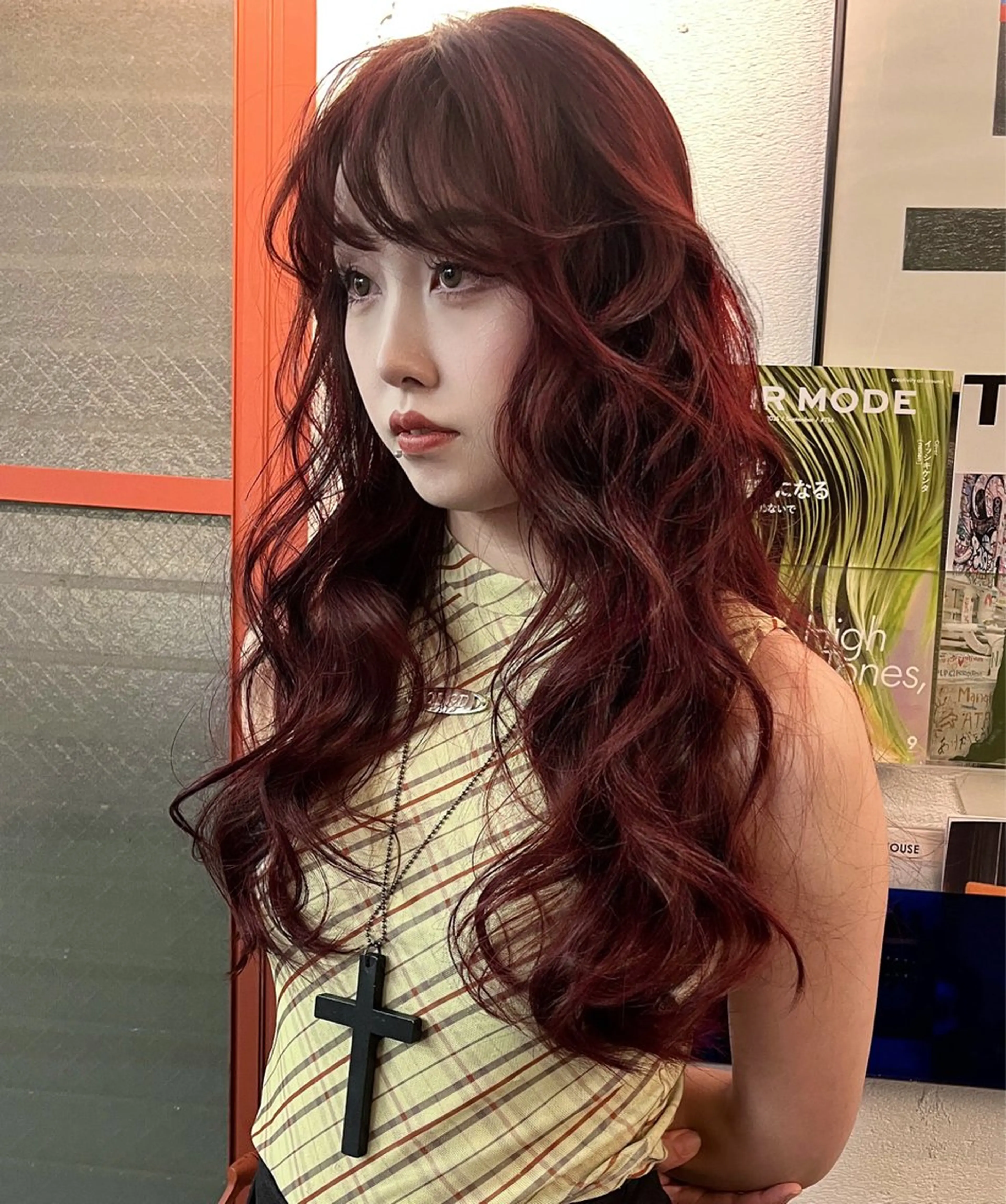 カラー ヘアカラー 秋濱 佳穂のヘアスタイル