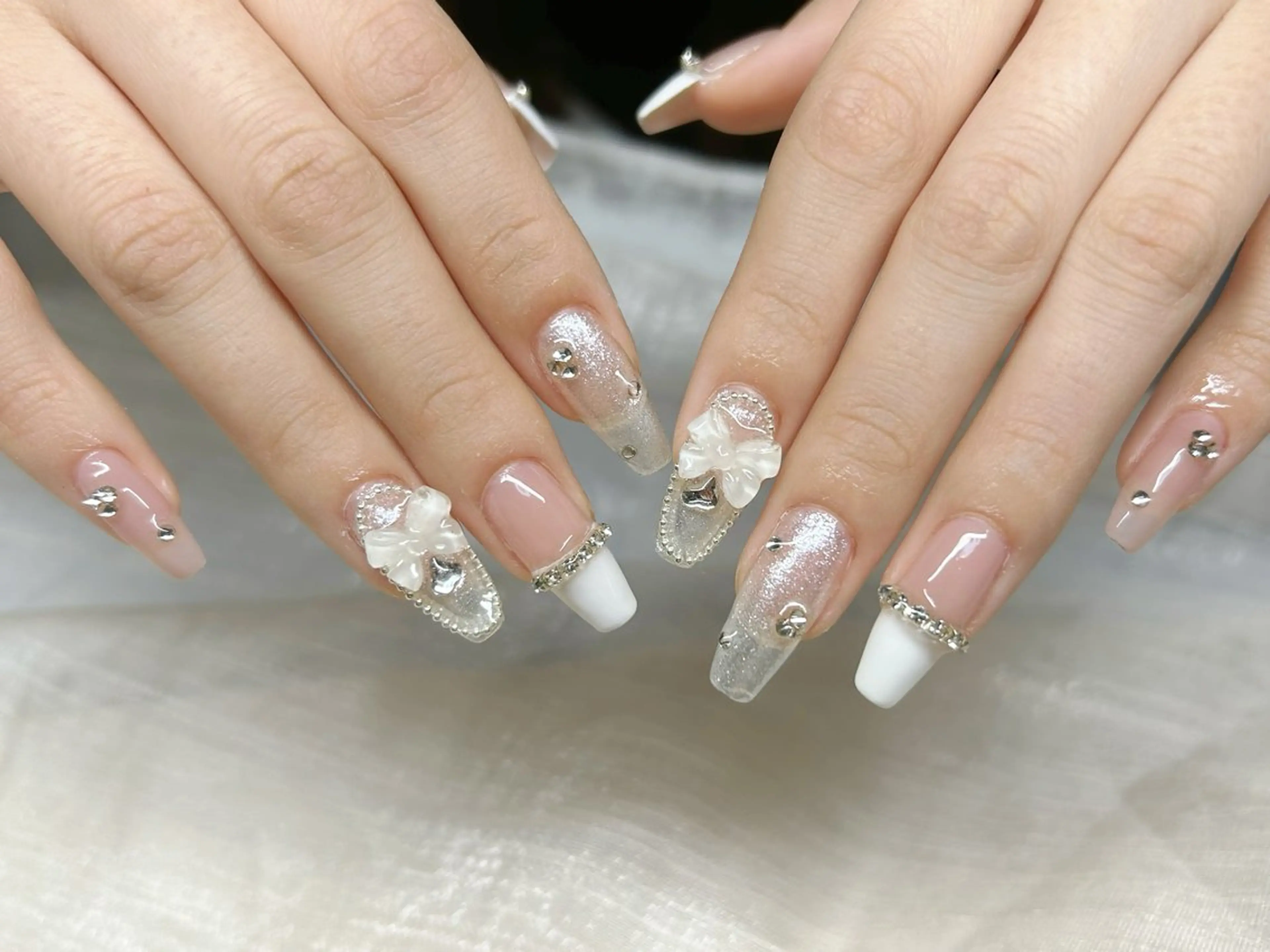 ネイル アートネイル 成人式 長さ出し フットネイル マグネットネイル ハンドネイル Lino Nailのネイルデザイン