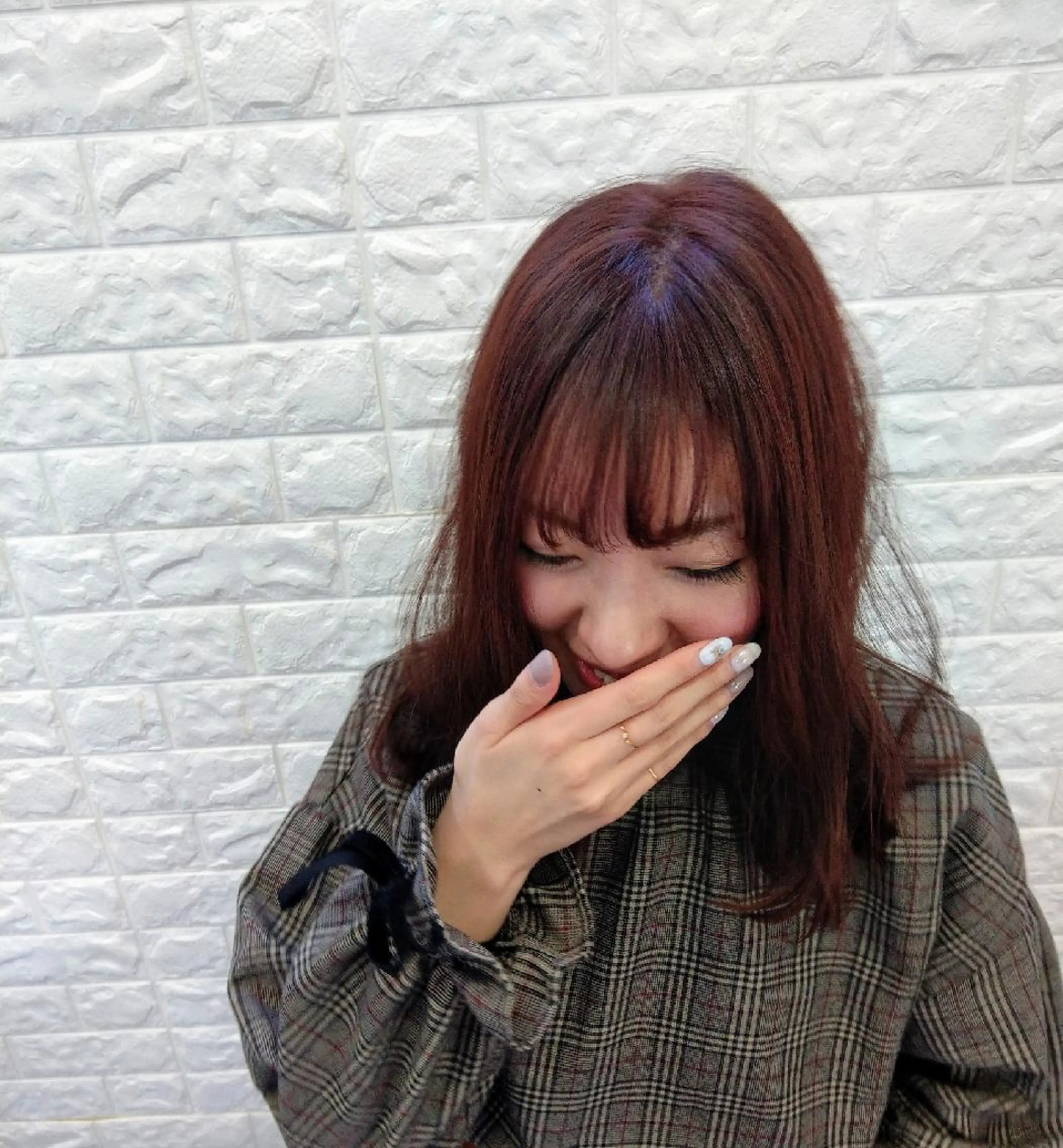 カラー パーマ ミディアム ネイル アディクシーカラー ドット カット ヘアカラー トリートメント ヘッドスパ Add9 柳田健登のヘアスタイル