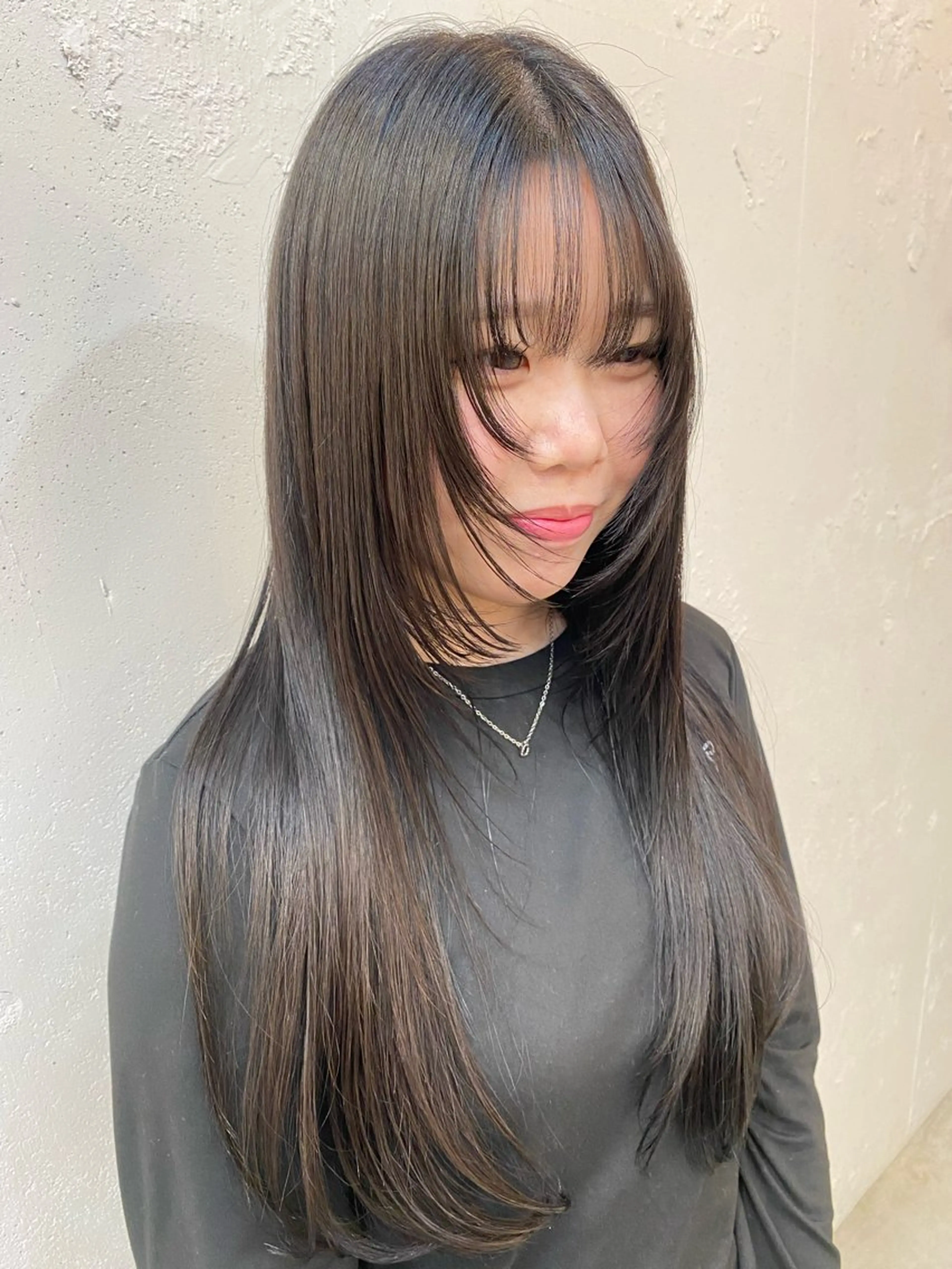 ロング 顔周りカット レイヤーカット ROMMY所属・似合わせヘア 💇🏻‍♀/マリアのヘアスタイル