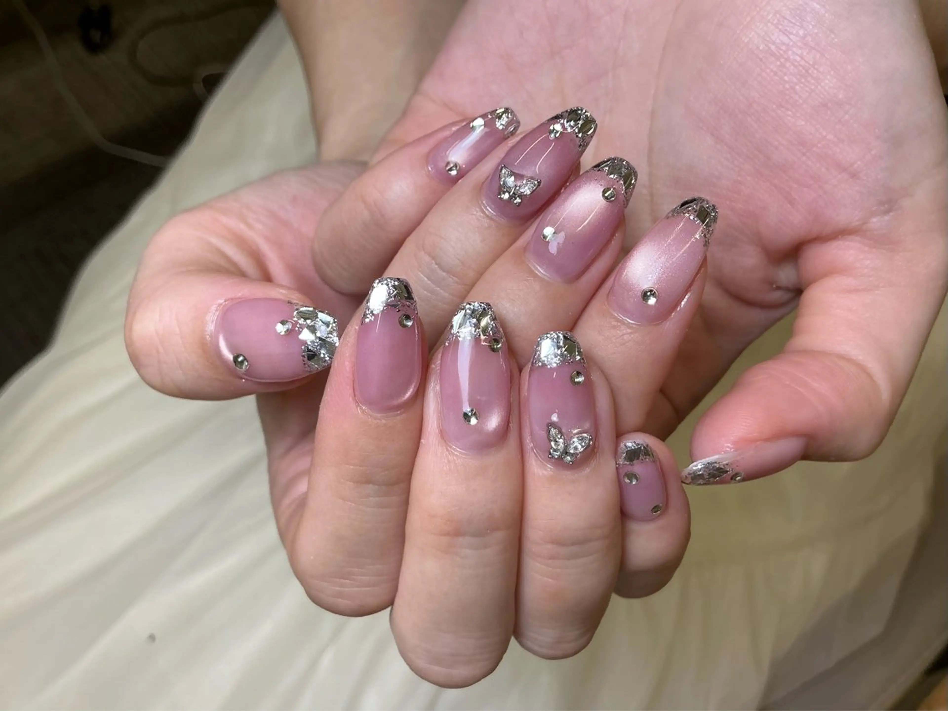 ネイル オーロラネイル 長さ出し フレンチネイル ジェルネイル ガラスフレンチ ハンドネイル Rela・S NAILのネイルデザイン