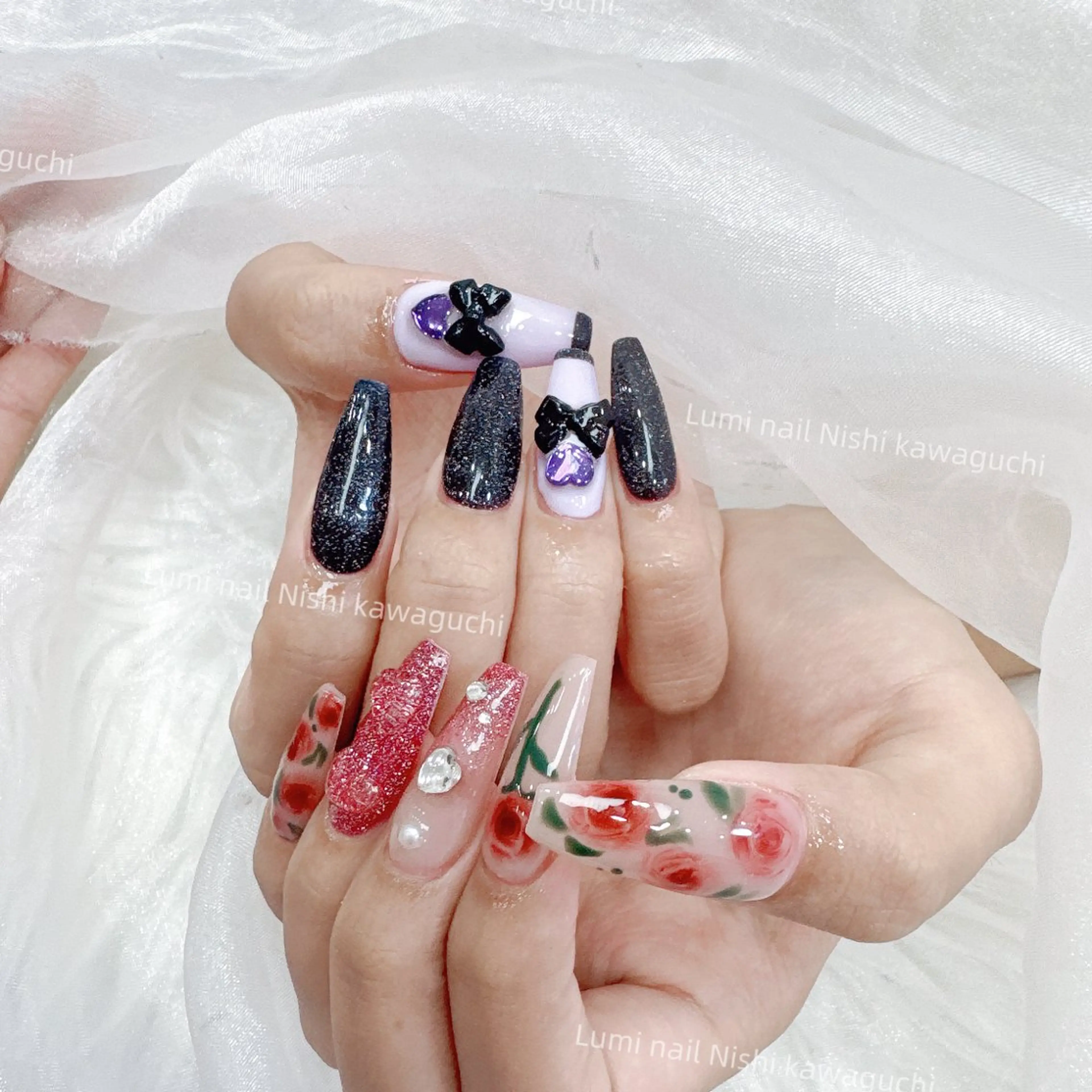 ネイル フットネイル ジェルネイル キラキラネイル オフィスネイル ピンク Lumiネイルサロン所属・Lumi Nail Salonのネイルデザイン