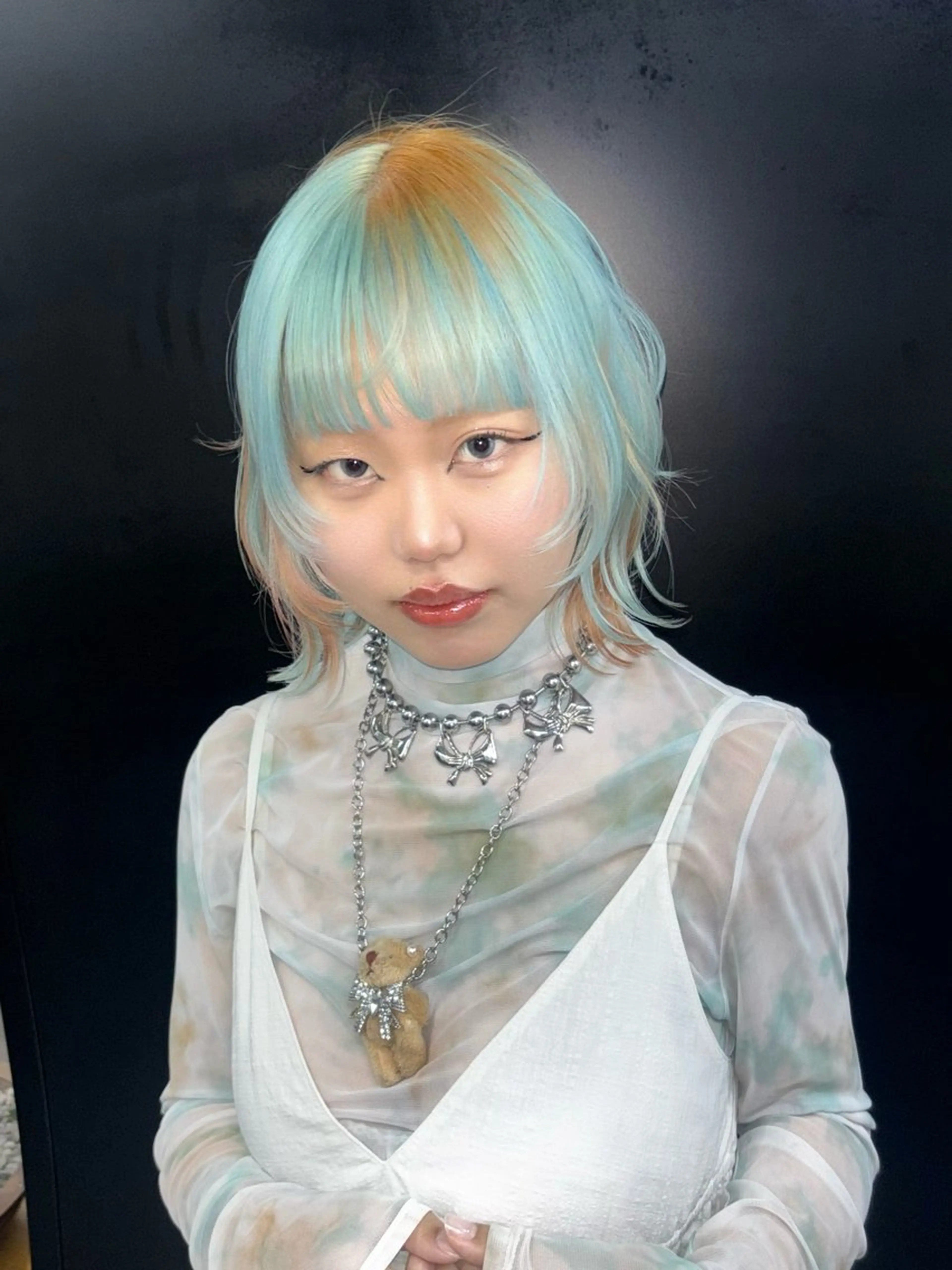 ショート カラー ヘアカラー トリートメント ミリ/原宿/ハイ トーンカラー💫のヘアスタイル