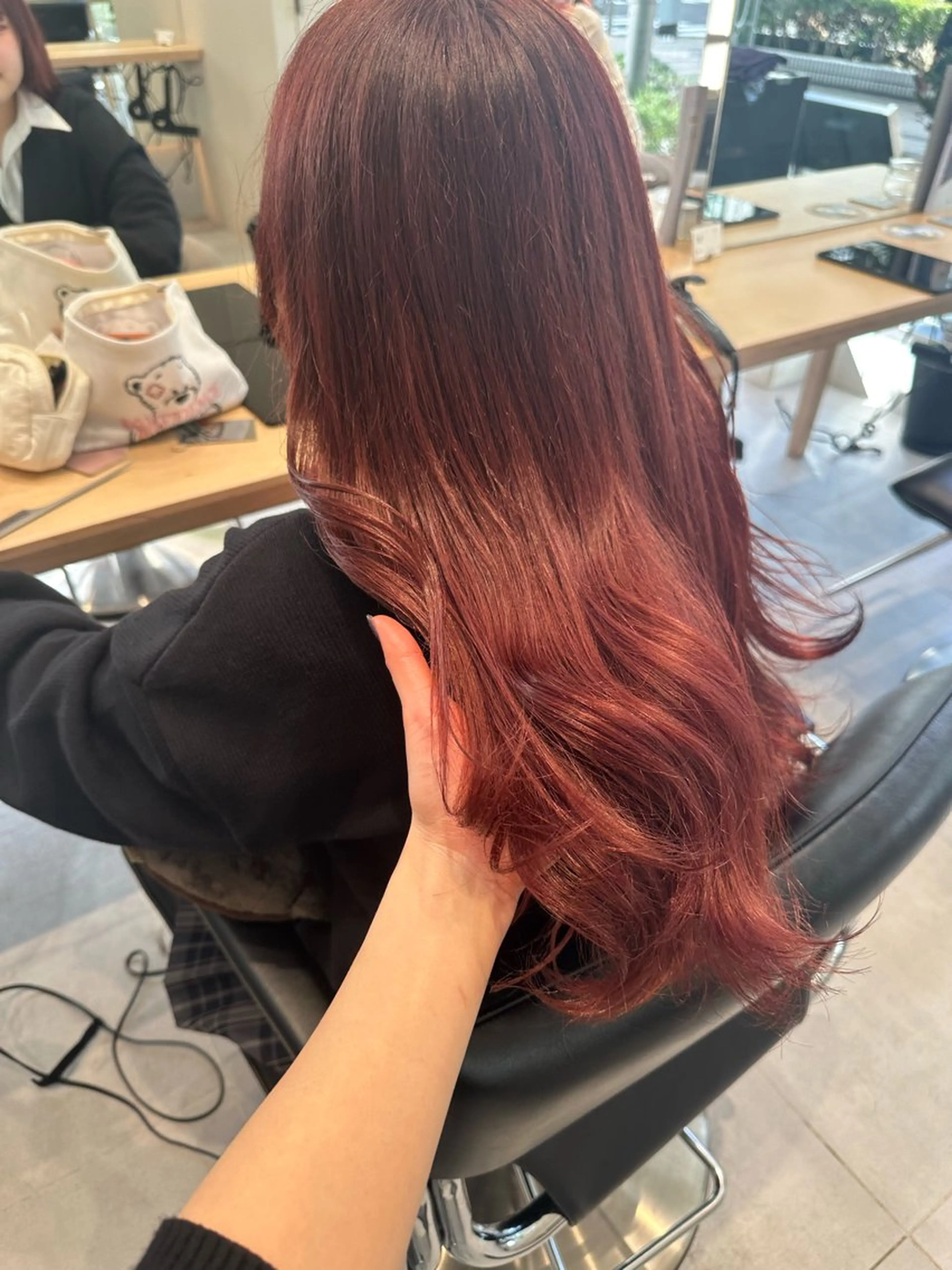 ミディアム カラー ヘアカラー トリートメント ヘッドスパ ヘアセット 透ける艶カラー💎 ミオのヘアスタイル