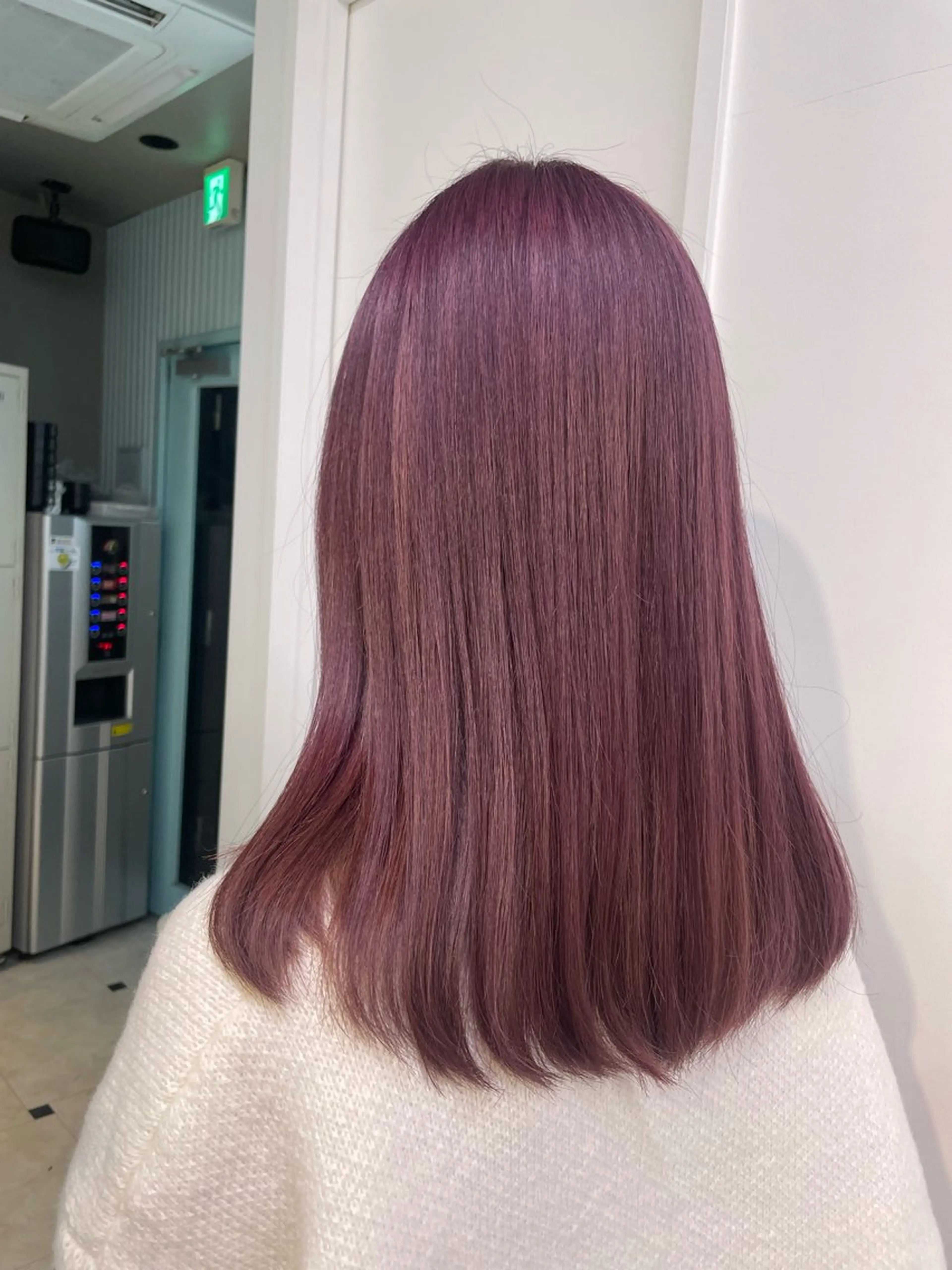 ロング ヘアカラー トリートメント 大人っぽベージュ🤍 レイヤーRikutoのヘアスタイル