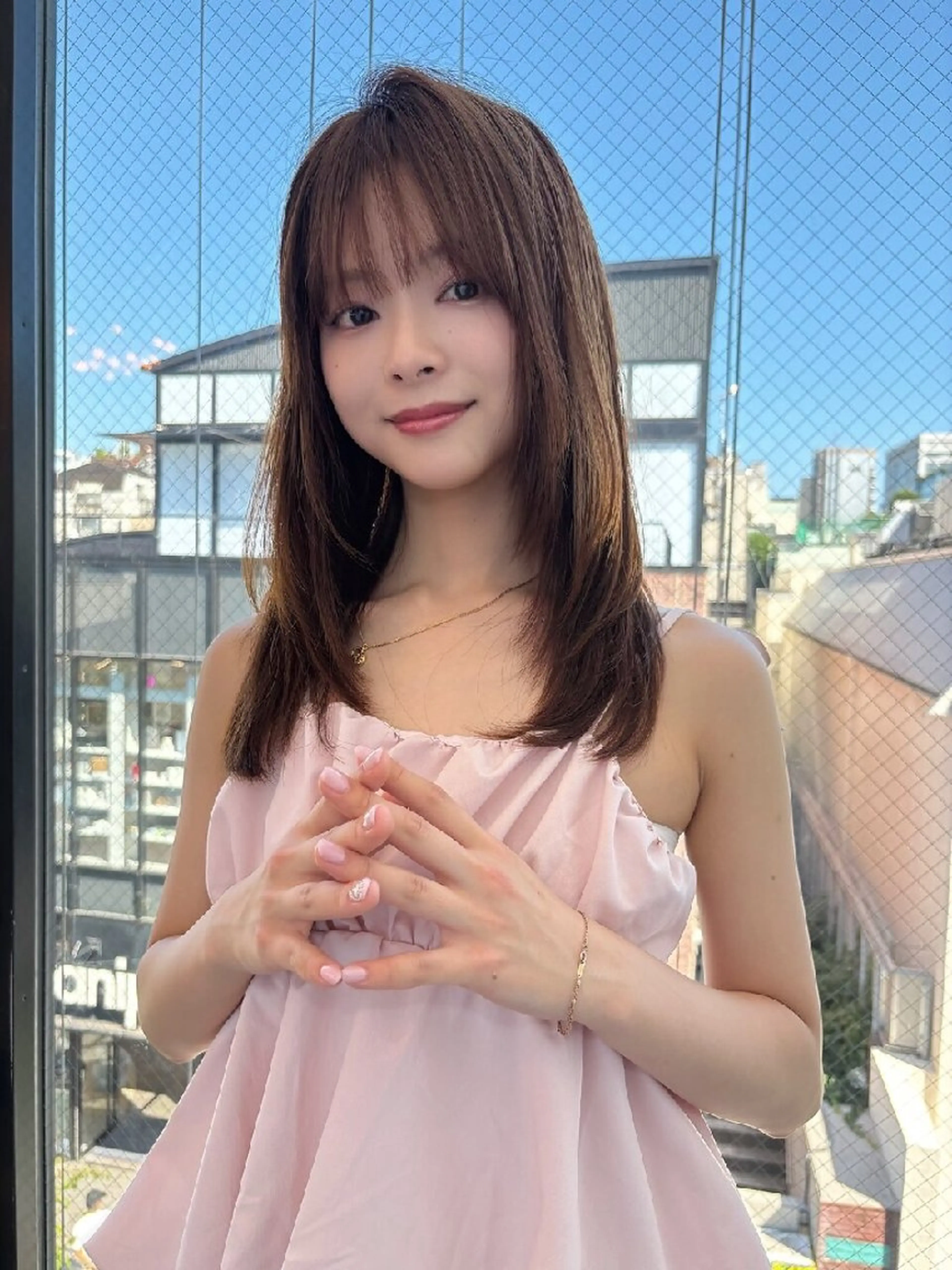 カラー セミロング カット ヘアカラー トリートメント Lond Mirrorのヘアスタイル