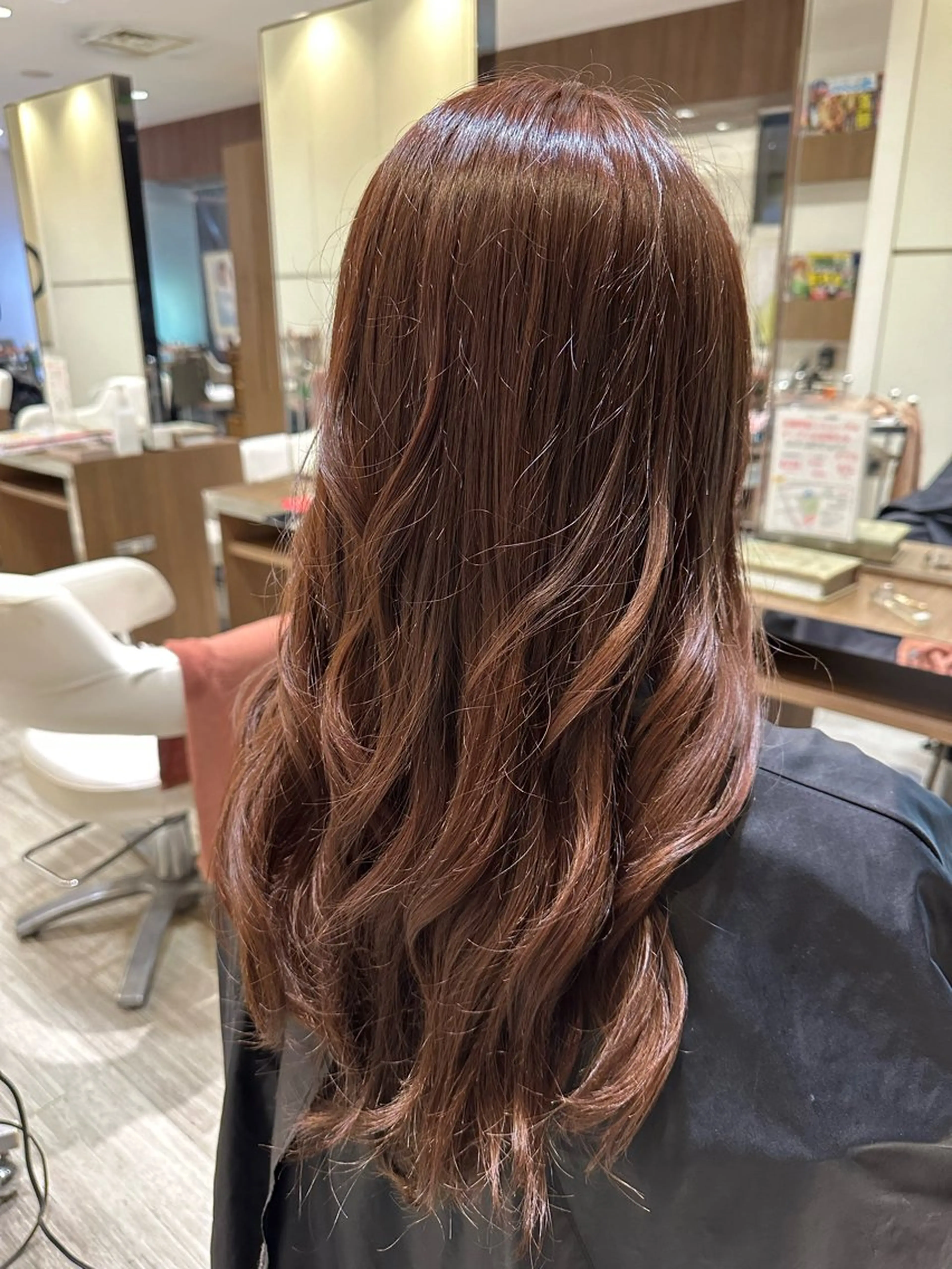 セミロング カラー ブラウンカラー ピンクカラー ピンクブラウン グランジュ京橋店所属・石田 頌のヘアスタイル