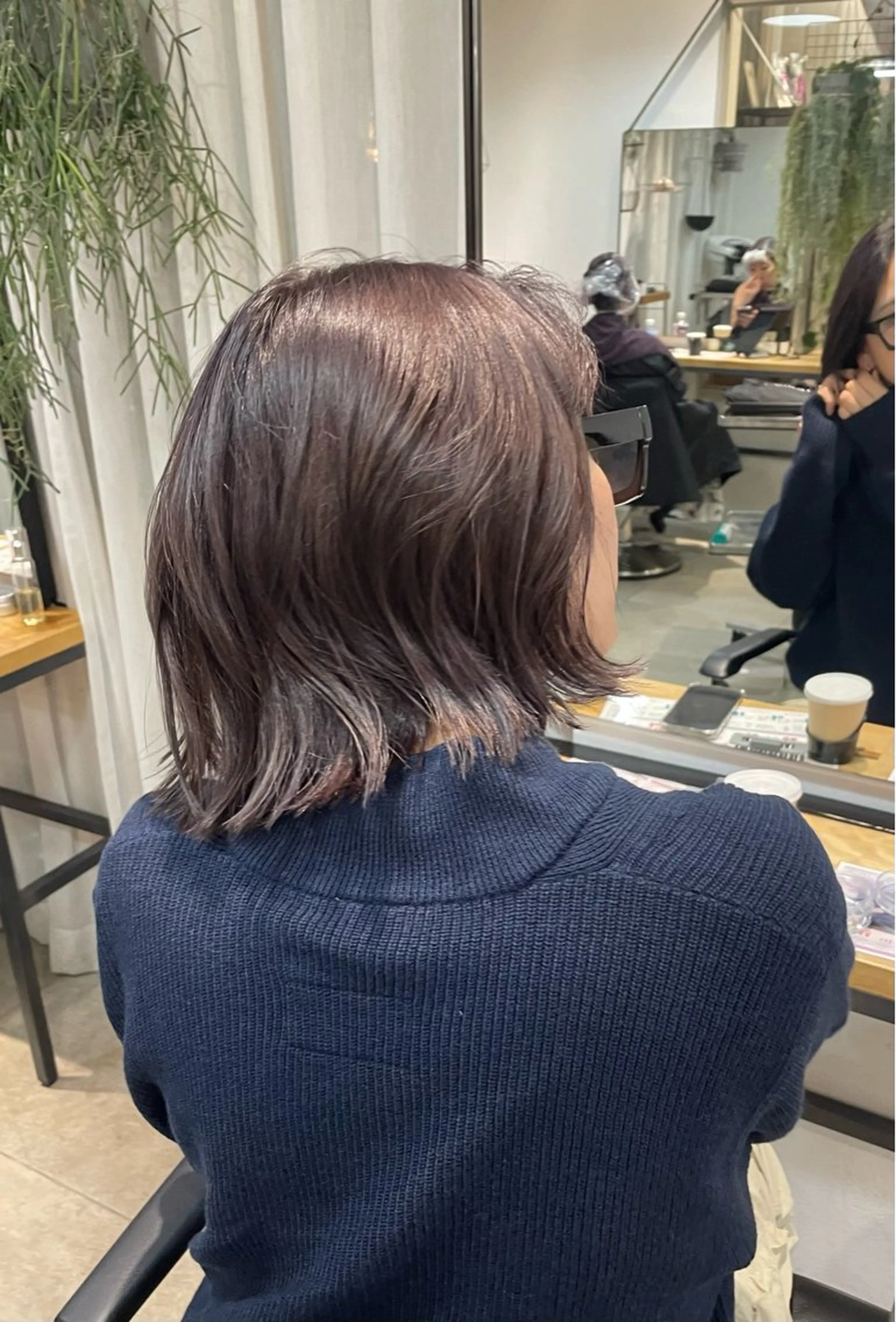 ショート カラー ミルクティー× グレージュMOMOのヘアスタイル