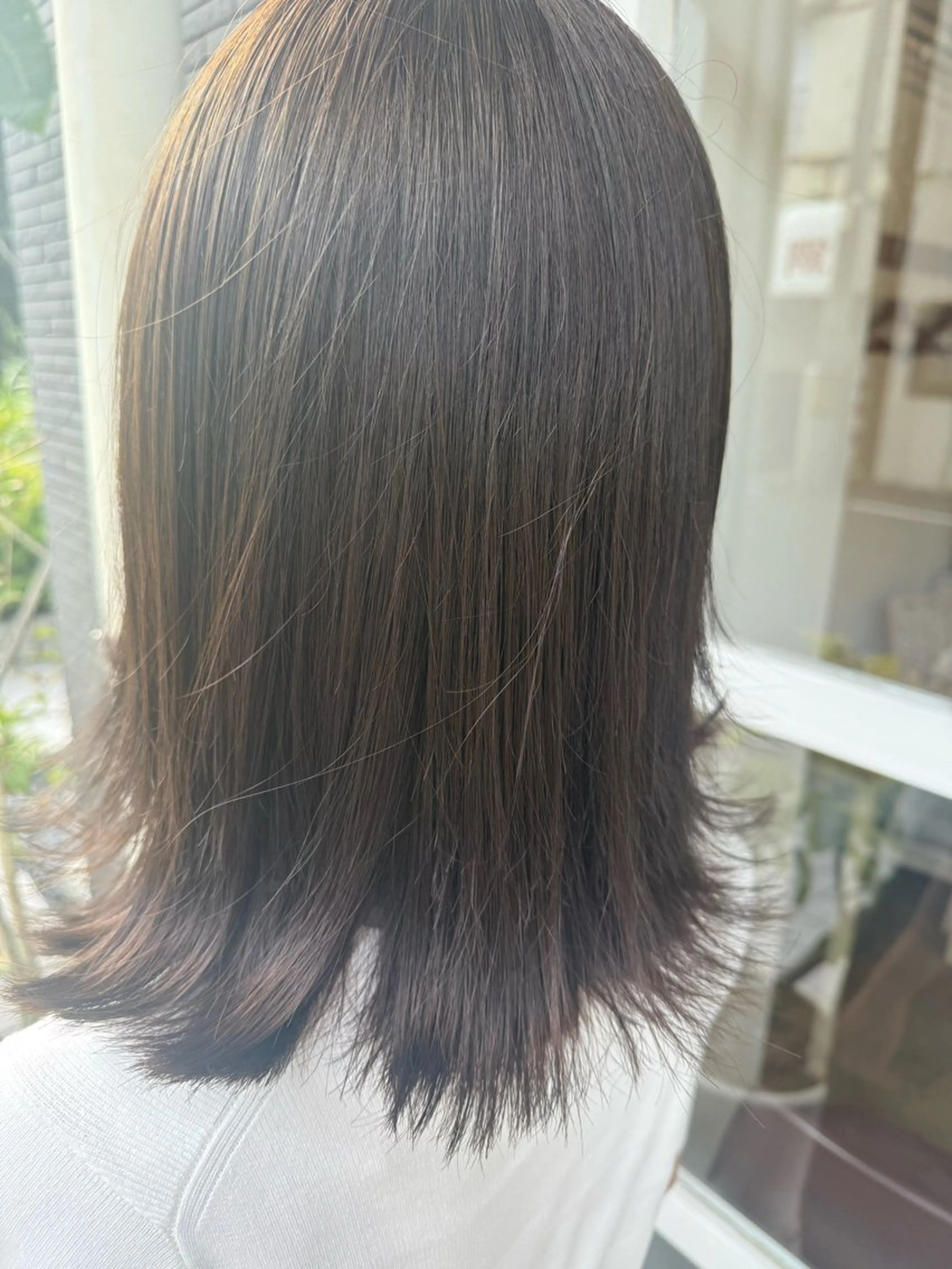 ミディアム カラー ベージュカラー オリーブベージュ ヘアカラー いしばし はるかのヘアスタイル